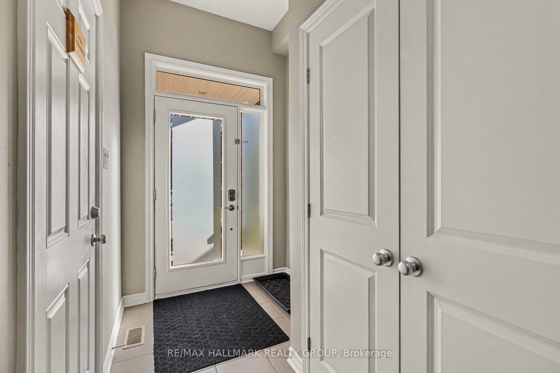 Photo 6 of 768 White Alder Avenue, Ottawa, Blossom Park/Kemp Park/Findlay Creek — HOMEH