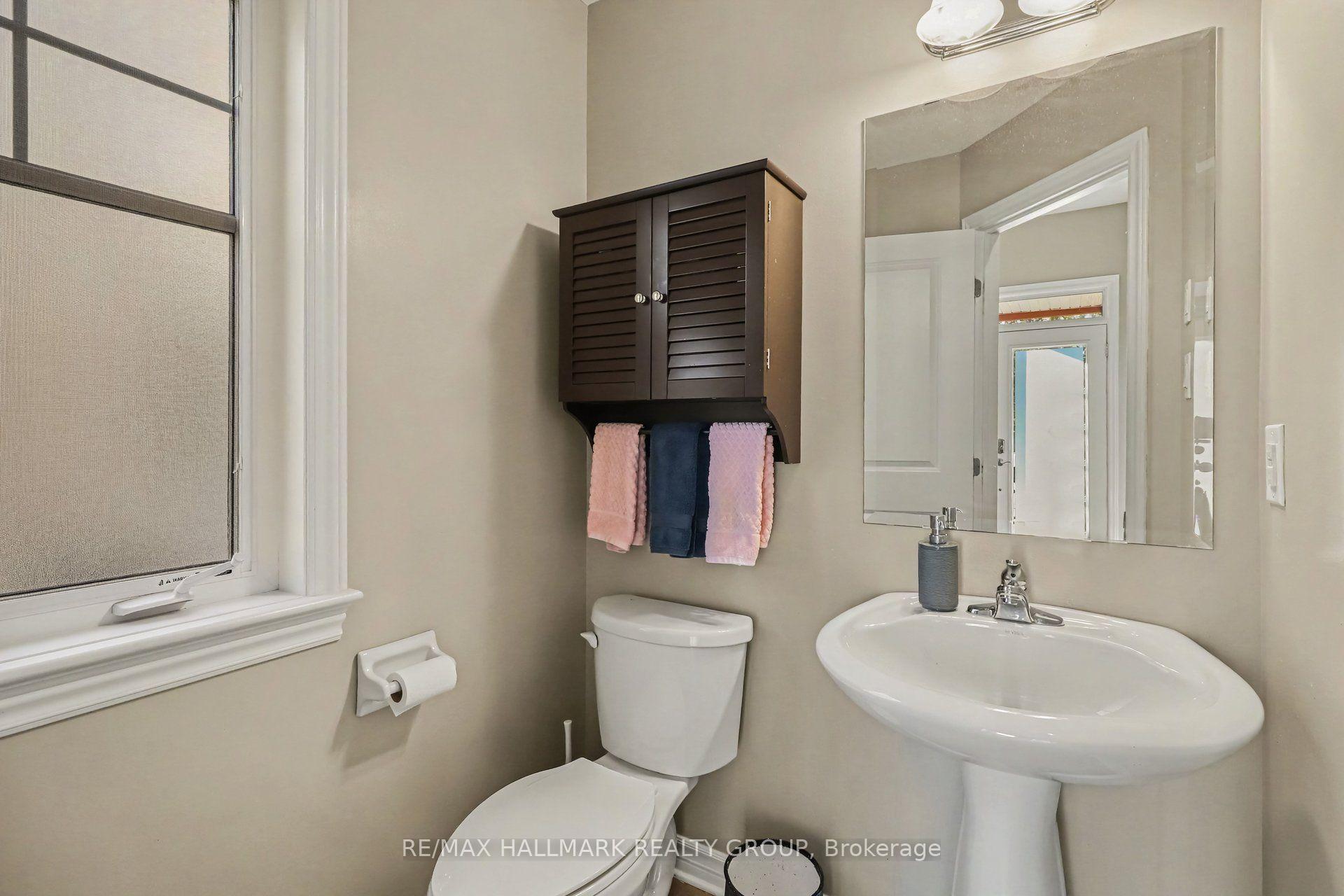 Photo 7 of 768 White Alder Avenue, Ottawa, Blossom Park/Kemp Park/Findlay Creek — HOMEH