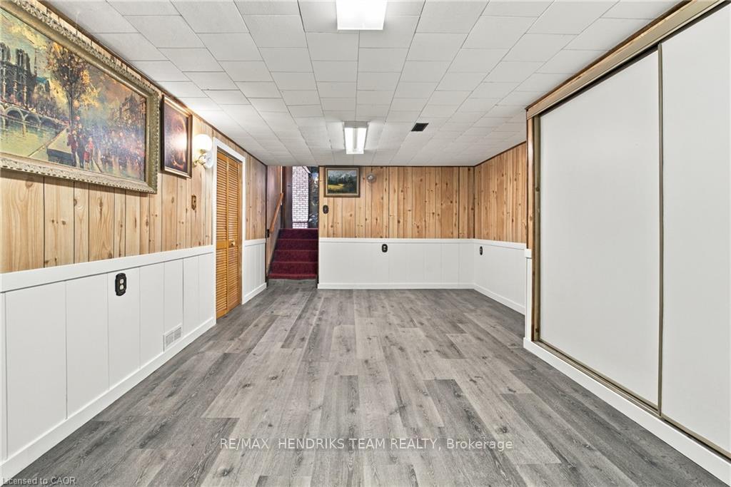 Photo 56 of 8 Empress Court, St. Catharines, Lakeport — HOMEH