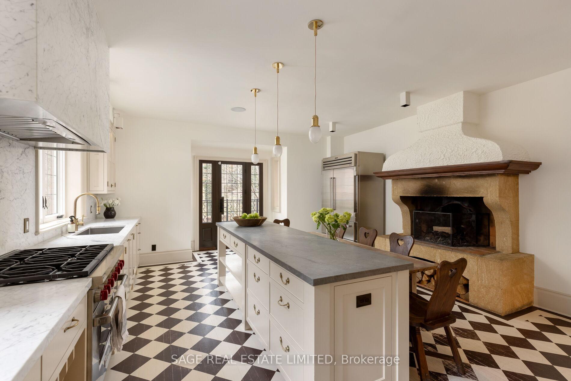 Photo 13 of 104 Park Road, Toronto, Rosedale-Moore Park — HOMEH