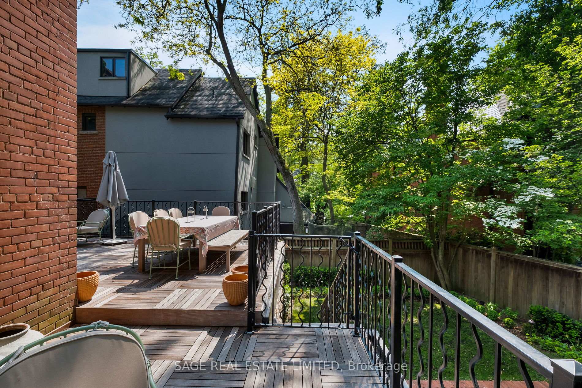Photo 17 of 104 Park Road, Toronto, Rosedale-Moore Park — HOMEH