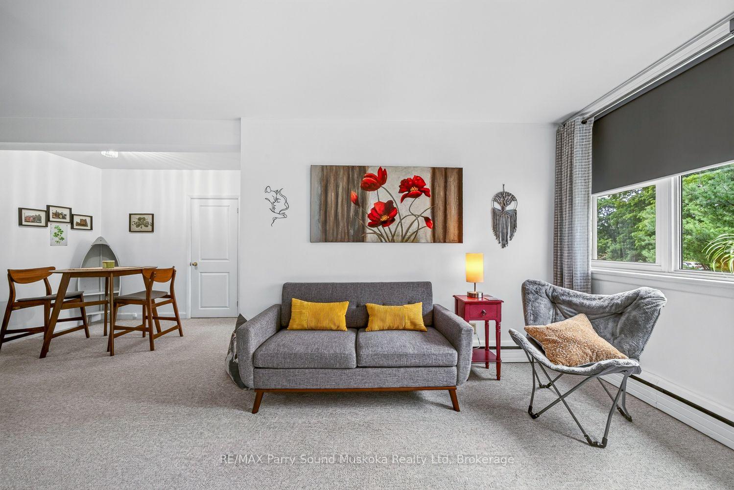 Photo 17 of Unit 6, 118 Isabella Street, Parry Sound — HOMEH