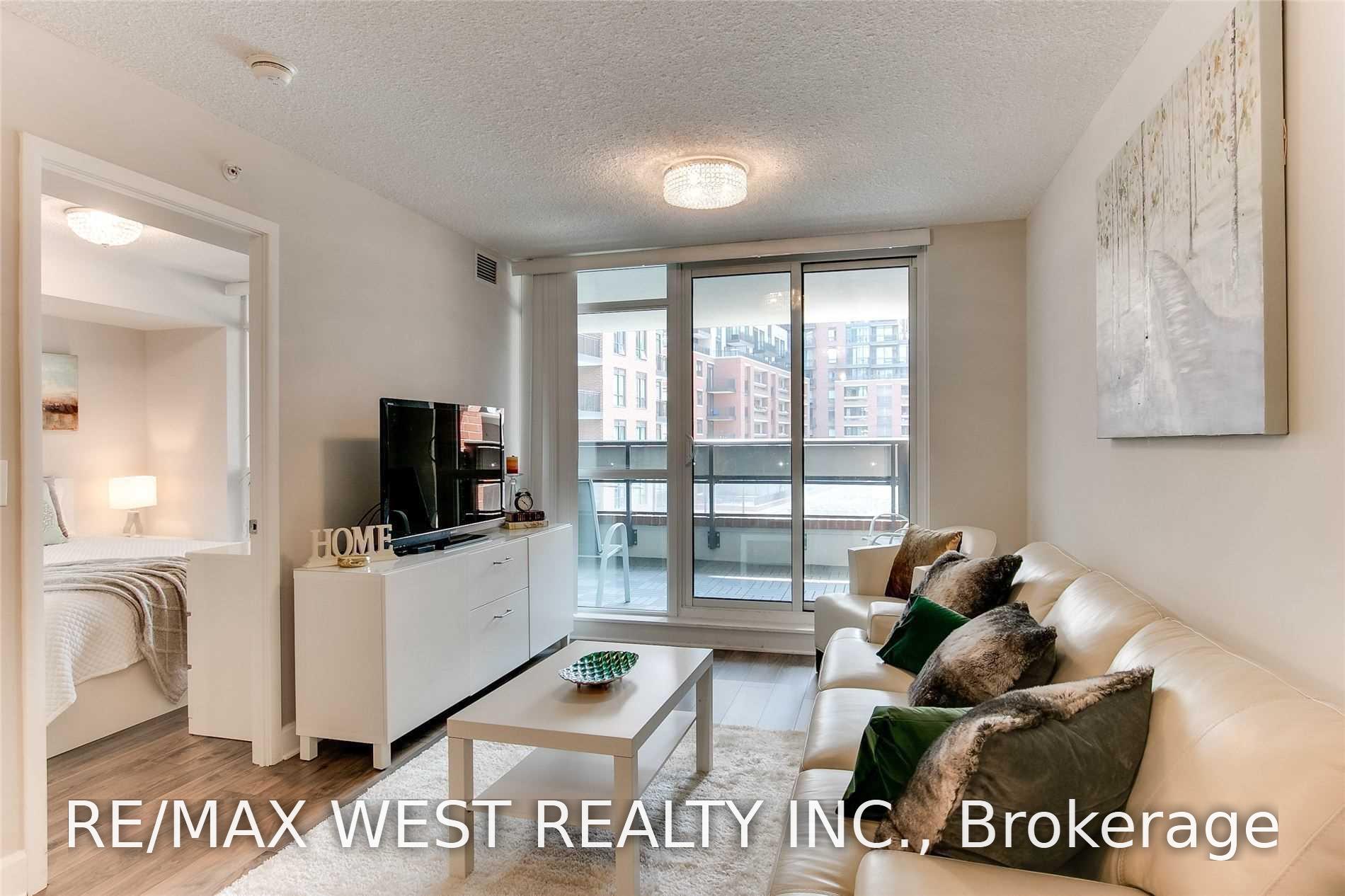 Photo 4 of Unit 443, 36 Via Bagnato, North York, Yorkdale-Glen Park — HOMEH