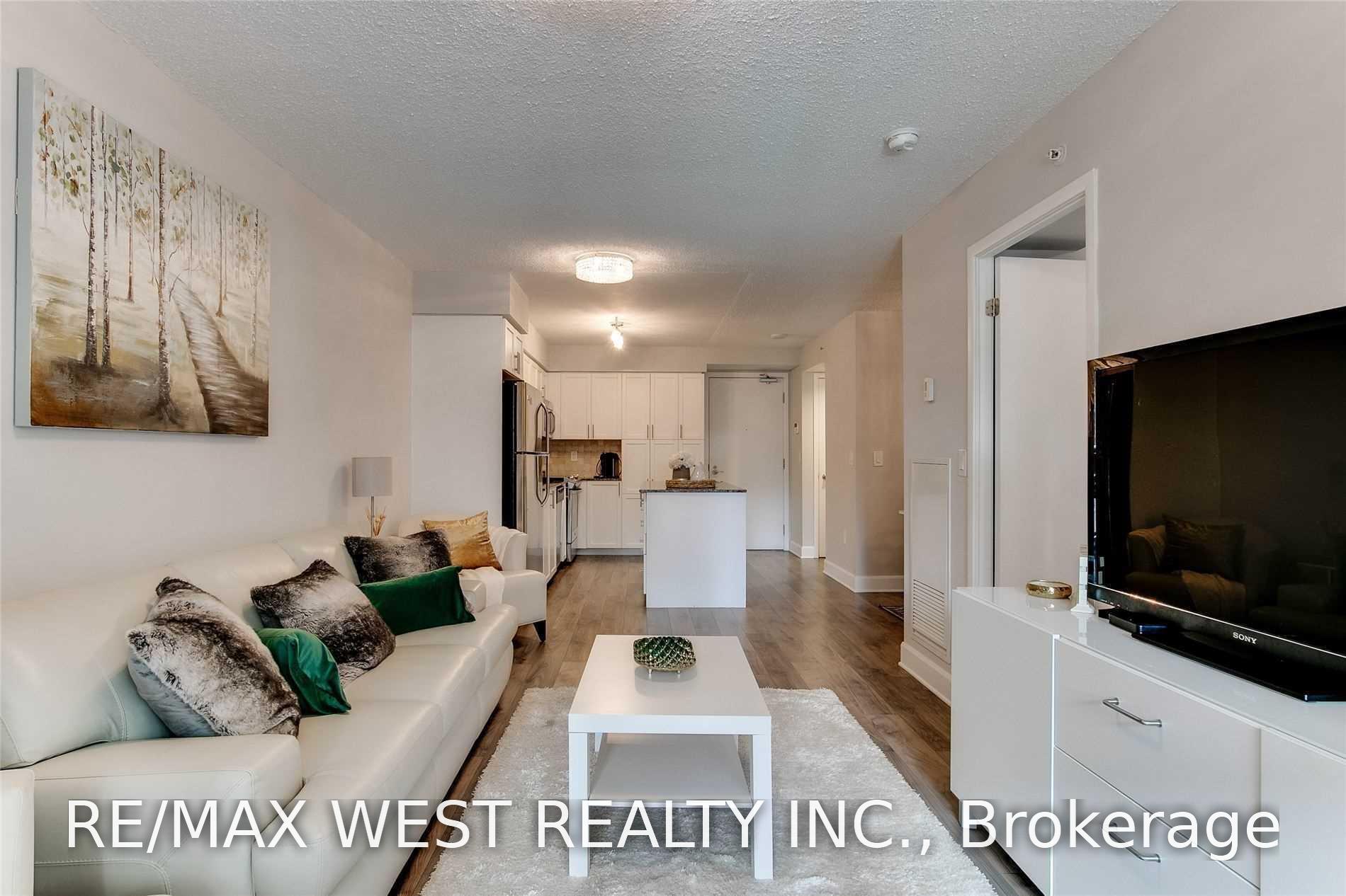 Photo 5 of Unit 443, 36 Via Bagnato, North York, Yorkdale-Glen Park — HOMEH