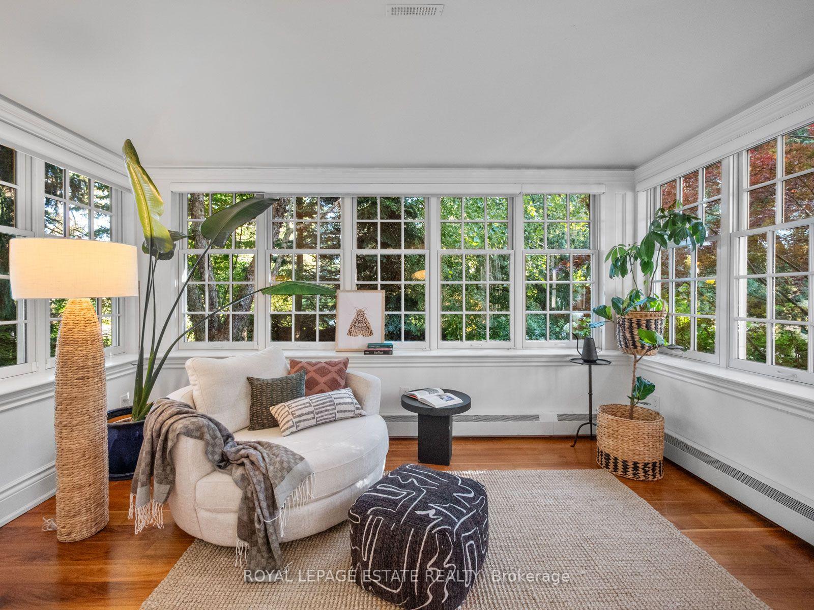 Photo 8 of 22 Hill Crescent, Scarborough, Scarborough Village — HOMEH