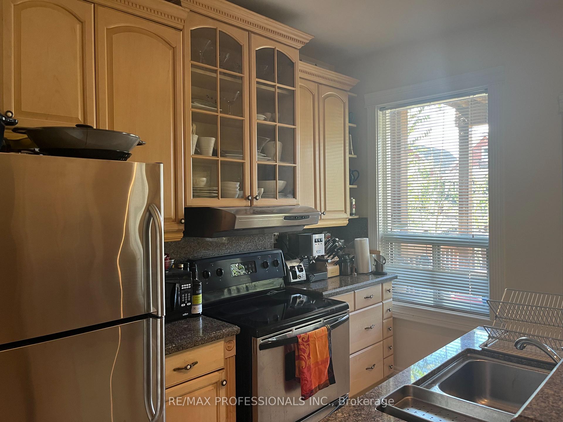 Photo 6 of Unit Main, 282 Keele Street, Toronto, Junction Area — HOMEH