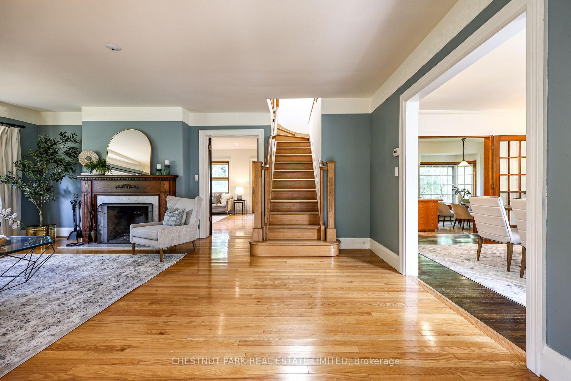 Photo 12 of 2 Springbank Avenue, Scarborough, Birchcliffe-Cliffside — HOMEH
