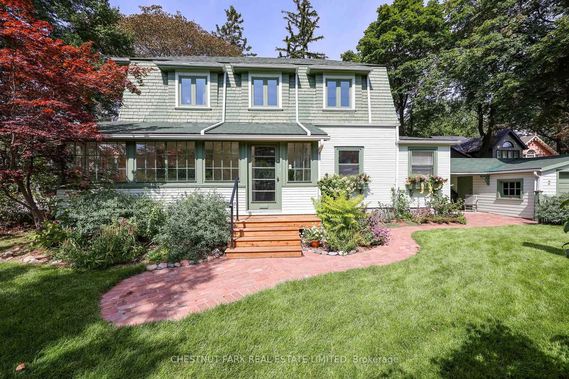 Photo 2 of 2 Springbank Avenue, Scarborough, Birchcliffe-Cliffside — HOMEH