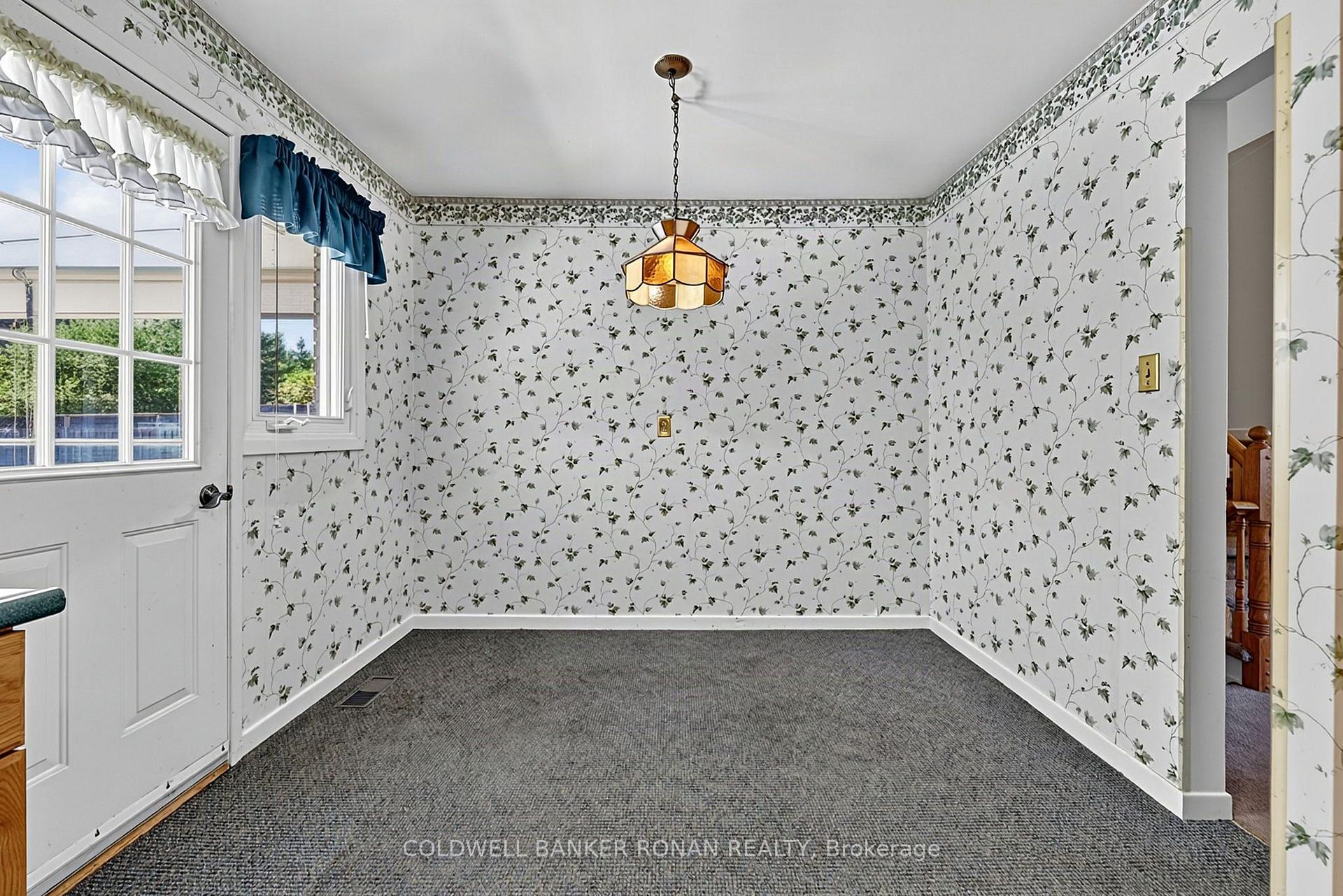Photo 13 of 13 Grohal Drive, Adjala-Tosorontio, Everett — HOMEH