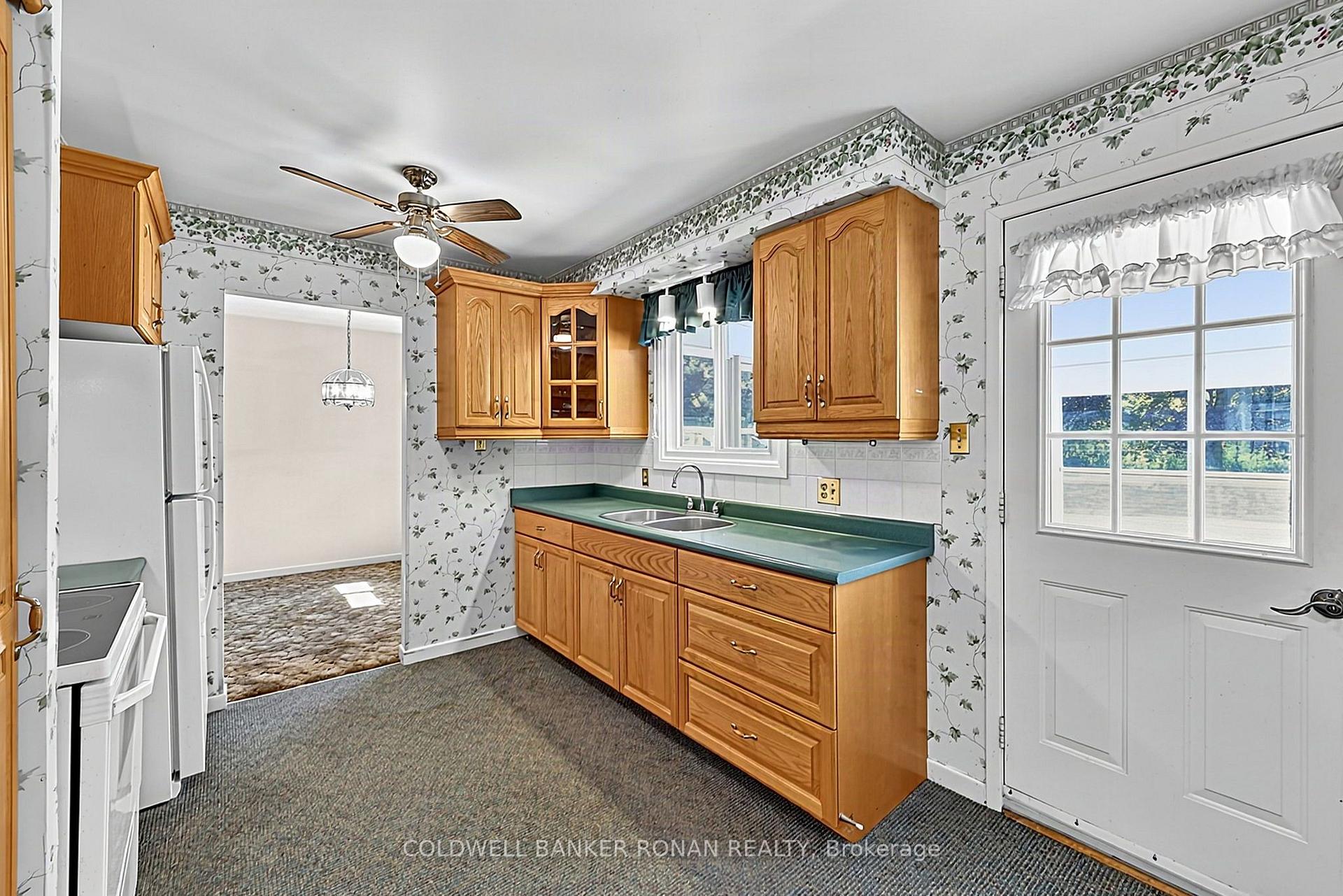 Photo 16 of 13 Grohal Drive, Adjala-Tosorontio, Everett — HOMEH
