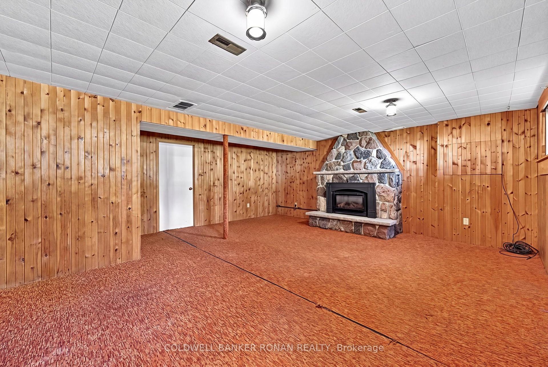 Photo 25 of 13 Grohal Drive, Adjala-Tosorontio, Everett — HOMEH