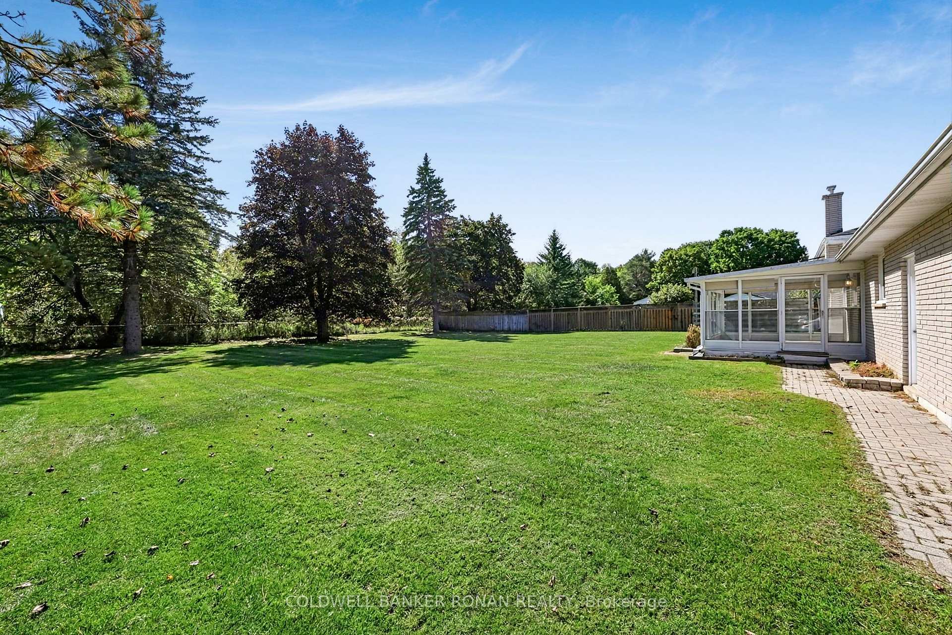 Photo 27 of 13 Grohal Drive, Adjala-Tosorontio, Everett — HOMEH