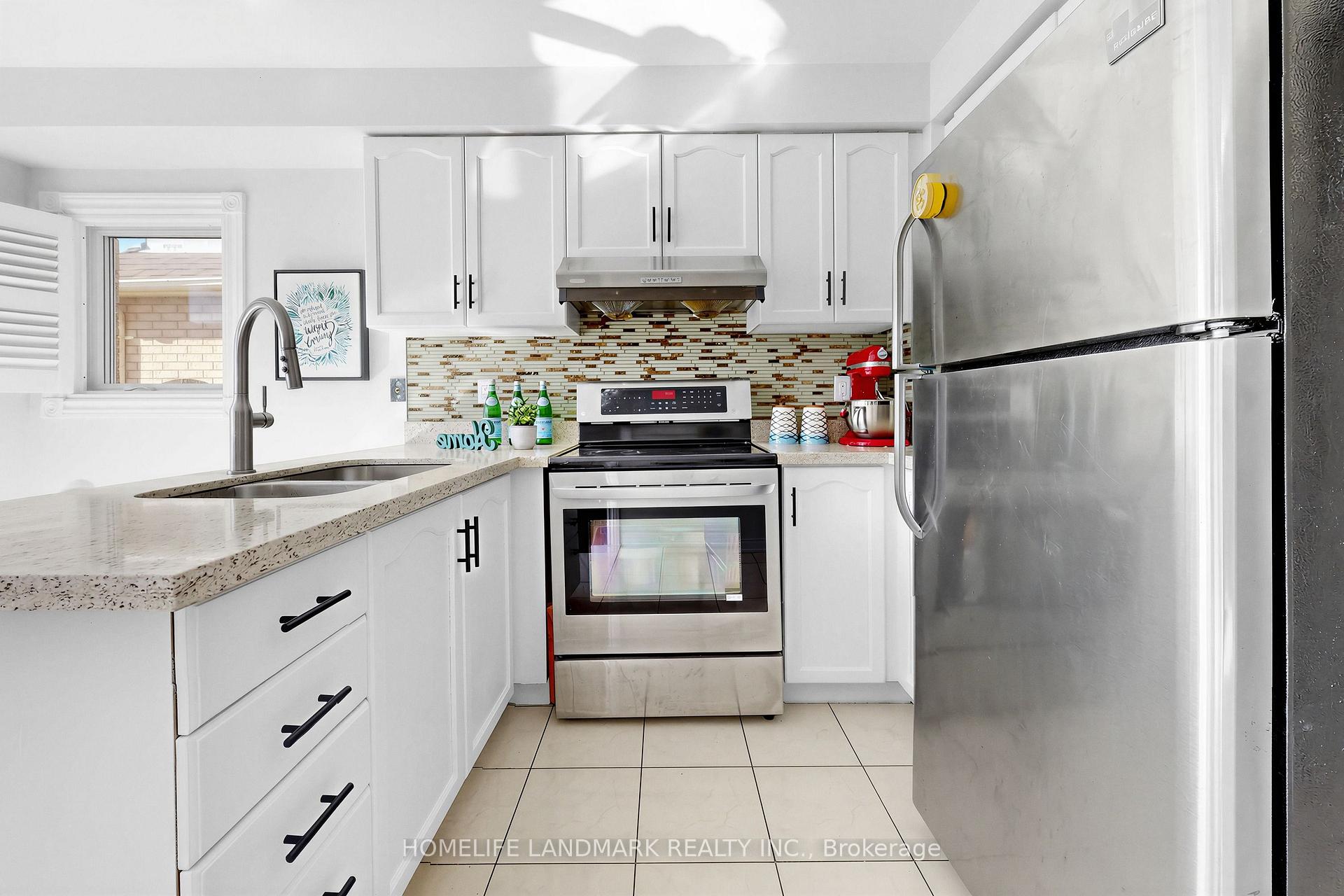 Photo 19 of 106 Clarion Crescent, Markham, Middlefield — HOMEH