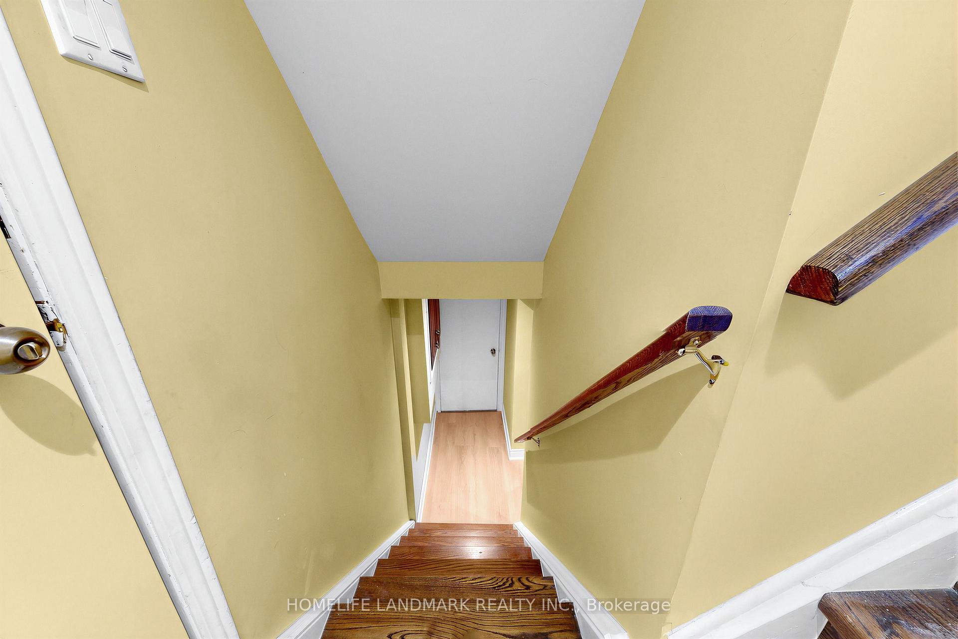 Photo 21 of 106 Clarion Crescent, Markham, Middlefield — HOMEH