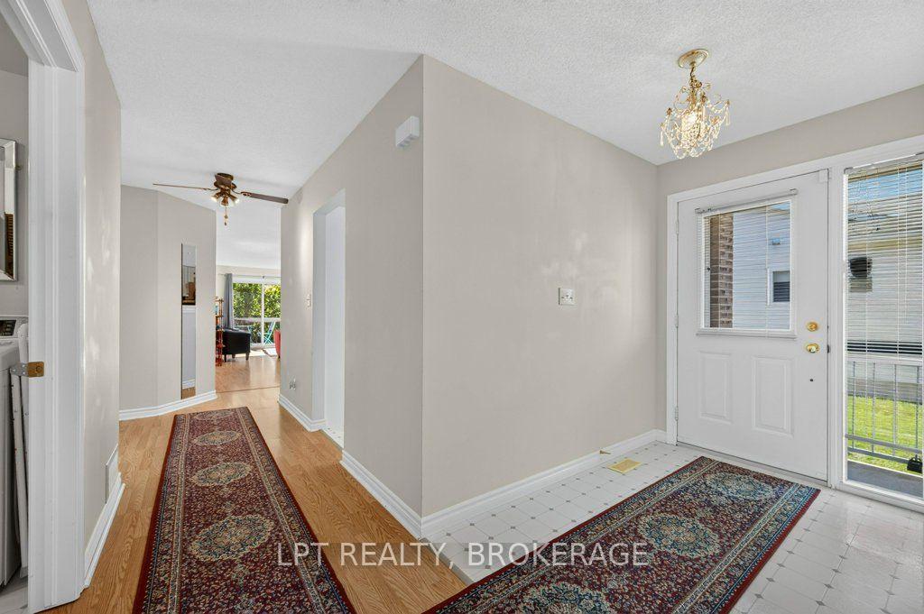 Photo 10 of 401 Waterloo Drive, Kingston, East Gardiners Rd — HOMEH