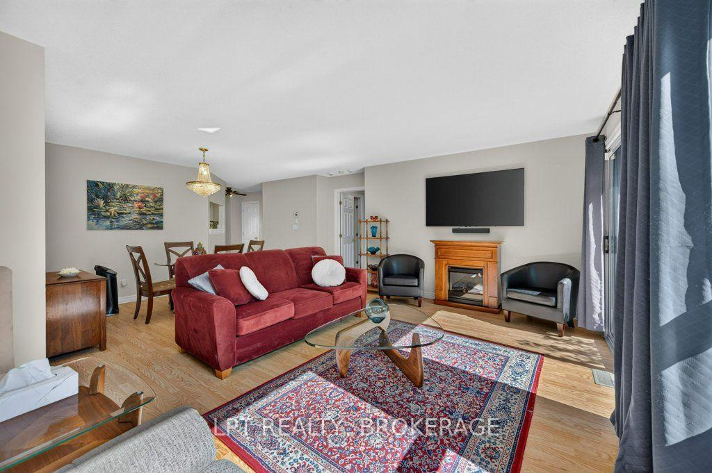 Photo 17 of 401 Waterloo Drive, Kingston, East Gardiners Rd — HOMEH
