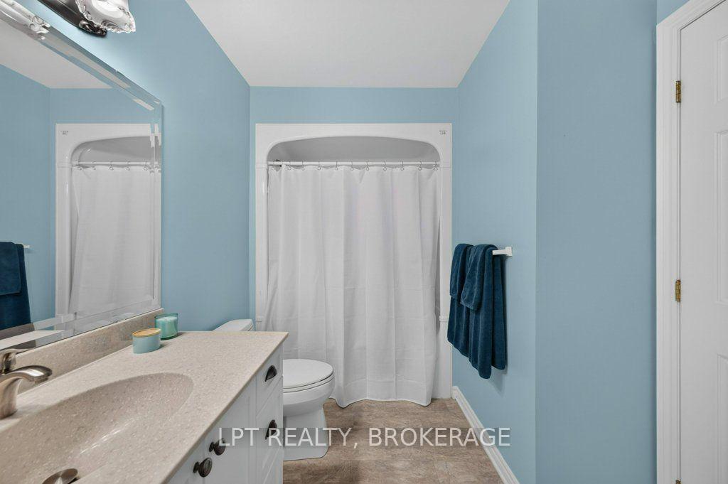 Photo 25 of 401 Waterloo Drive, Kingston, East Gardiners Rd — HOMEH