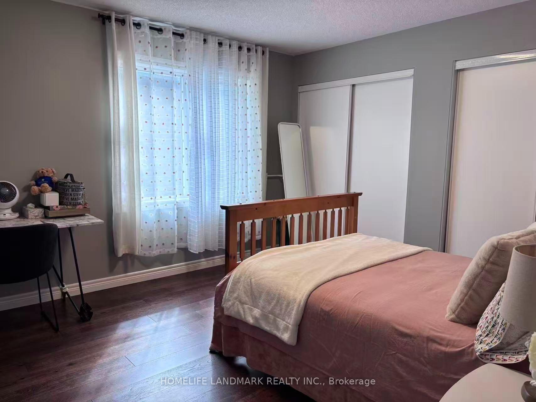 Photo 10 of 2410 Bridle Road, Oshawa, Windfields — HOMEH
