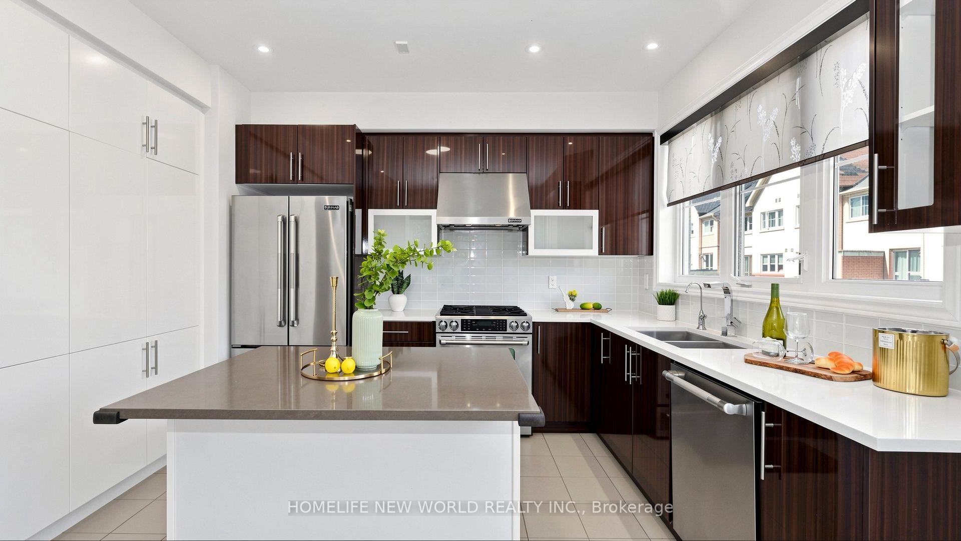 Photo 19 of 16 Victor Herbert Way, Markham, Cathedraltown — HOMEH