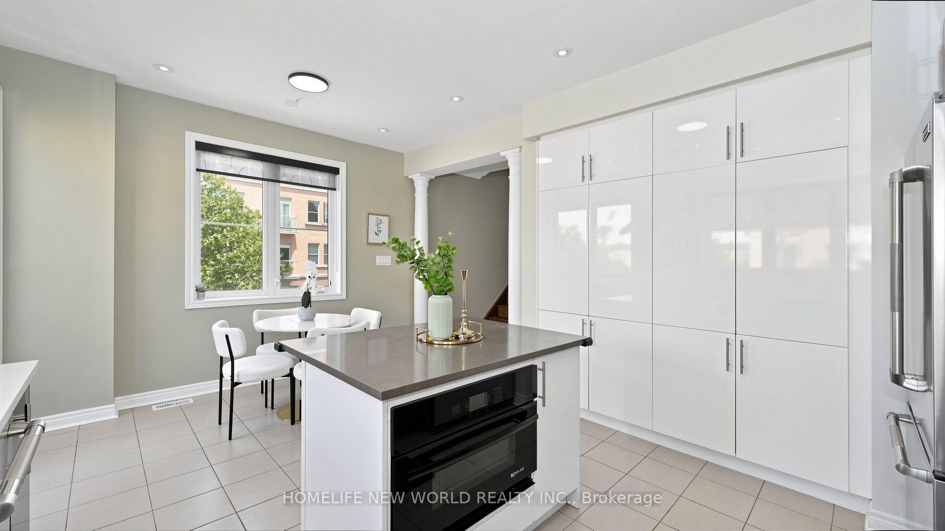 Photo 21 of 16 Victor Herbert Way, Markham, Cathedraltown — HOMEH