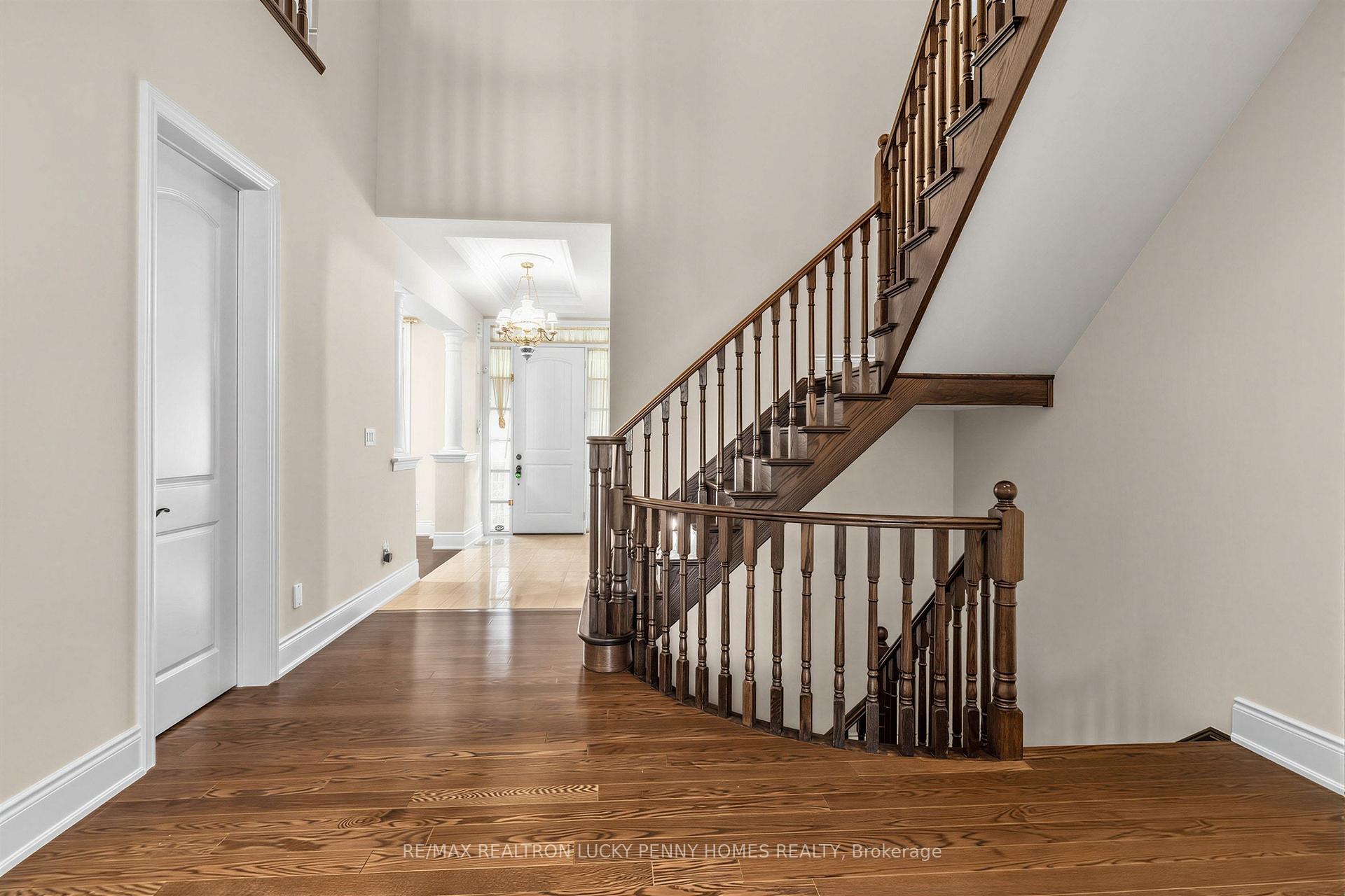 Photo 6 of 34 Glenbourne Park Drive, Markham, Devil's Elbow — HOMEH