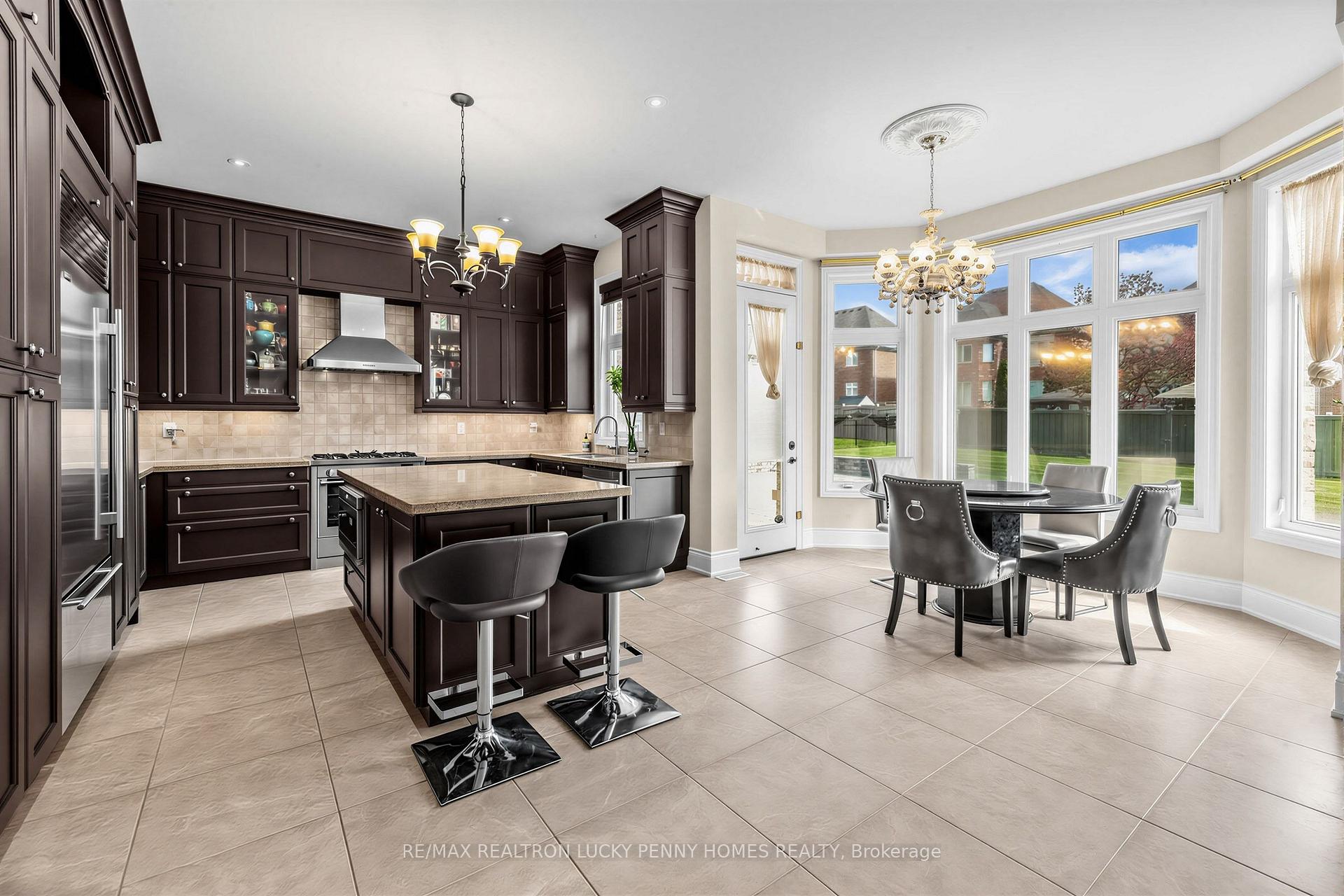 Photo 17 of 34 Glenbourne Park Drive, Markham, Devil's Elbow — HOMEH