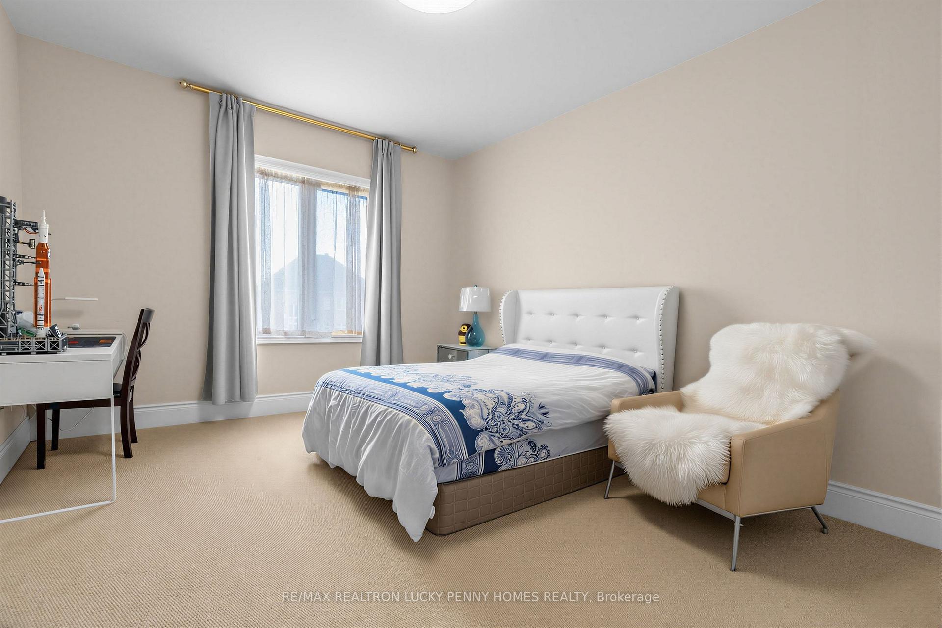 Photo 34 of 34 Glenbourne Park Drive, Markham, Devil's Elbow — HOMEH