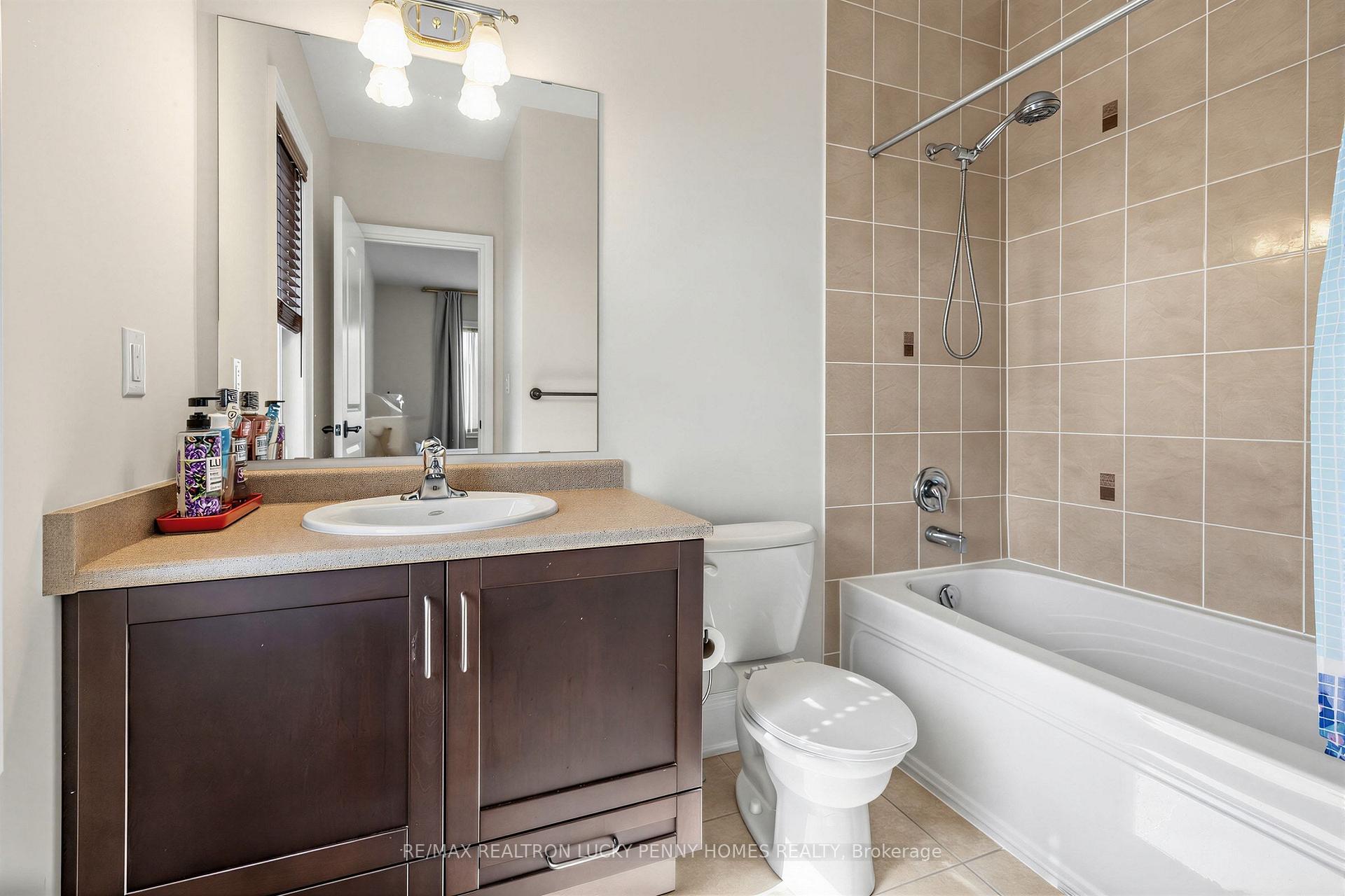 Photo 36 of 34 Glenbourne Park Drive, Markham, Devil's Elbow — HOMEH