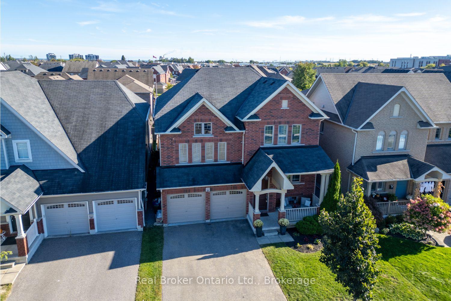 Photo 4 of 110 Sumersford Drive, Clarington, Bowmanville — HOMEH