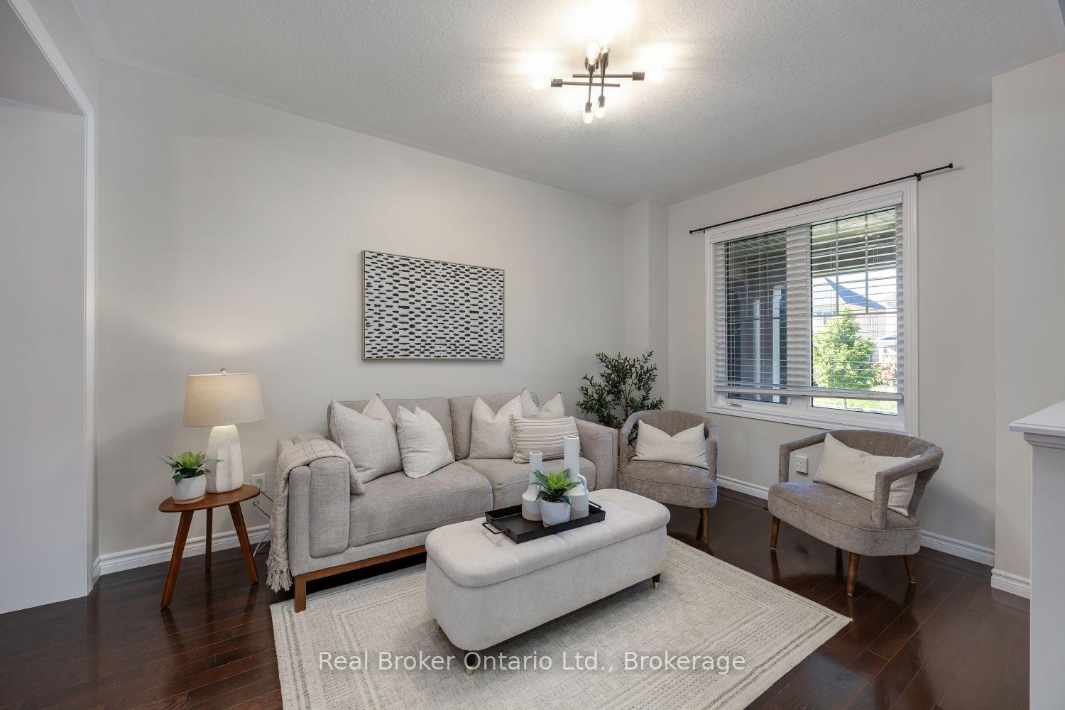Photo 7 of 110 Sumersford Drive, Clarington, Bowmanville — HOMEH