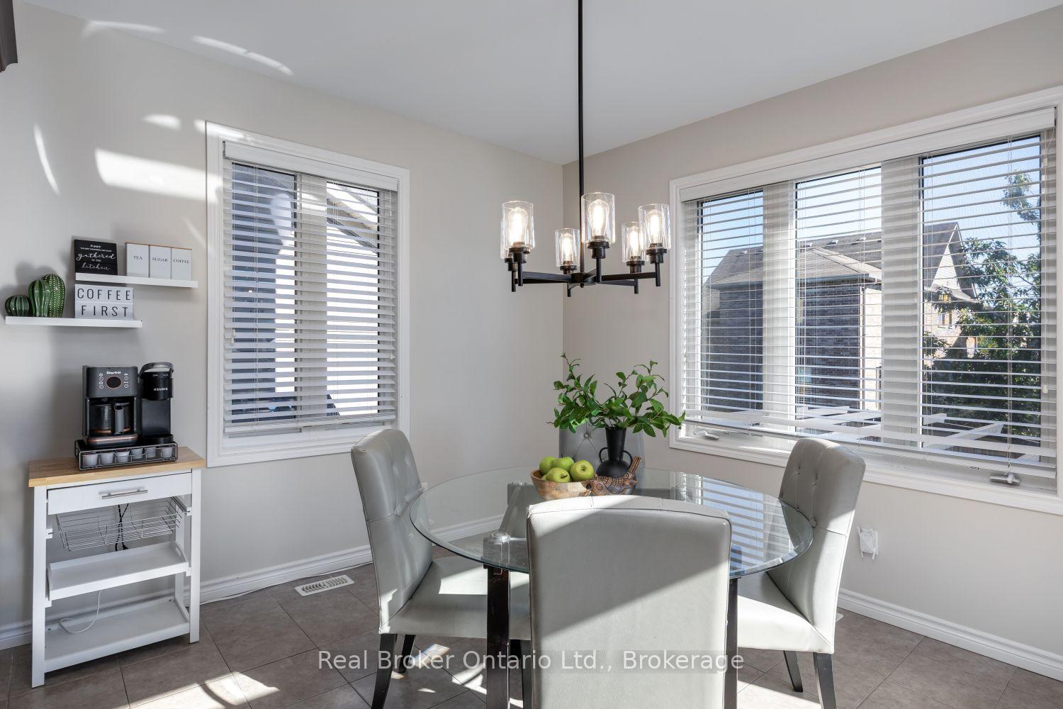 Photo 17 of 110 Sumersford Drive, Clarington, Bowmanville — HOMEH