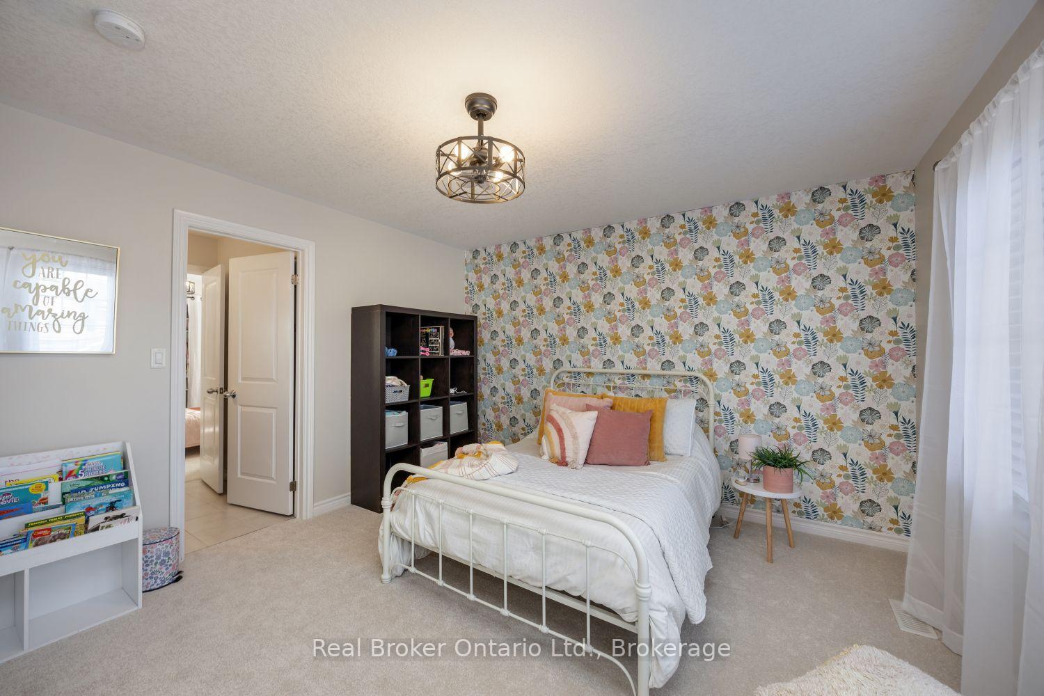 Photo 31 of 110 Sumersford Drive, Clarington, Bowmanville — HOMEH