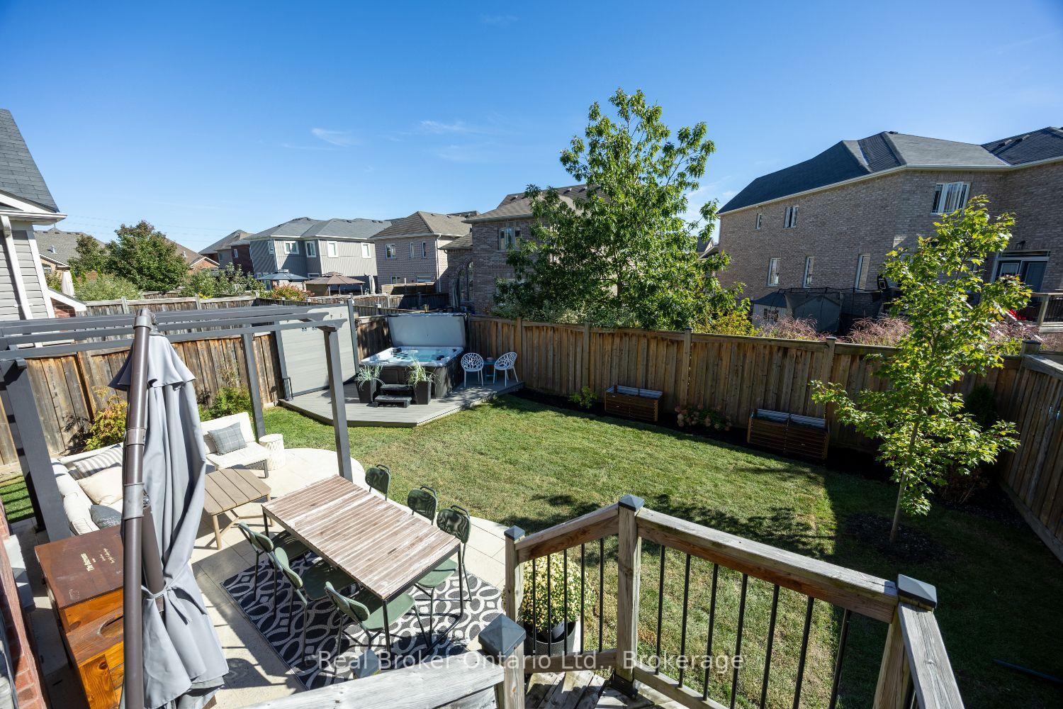 Photo 42 of 110 Sumersford Drive, Clarington, Bowmanville — HOMEH