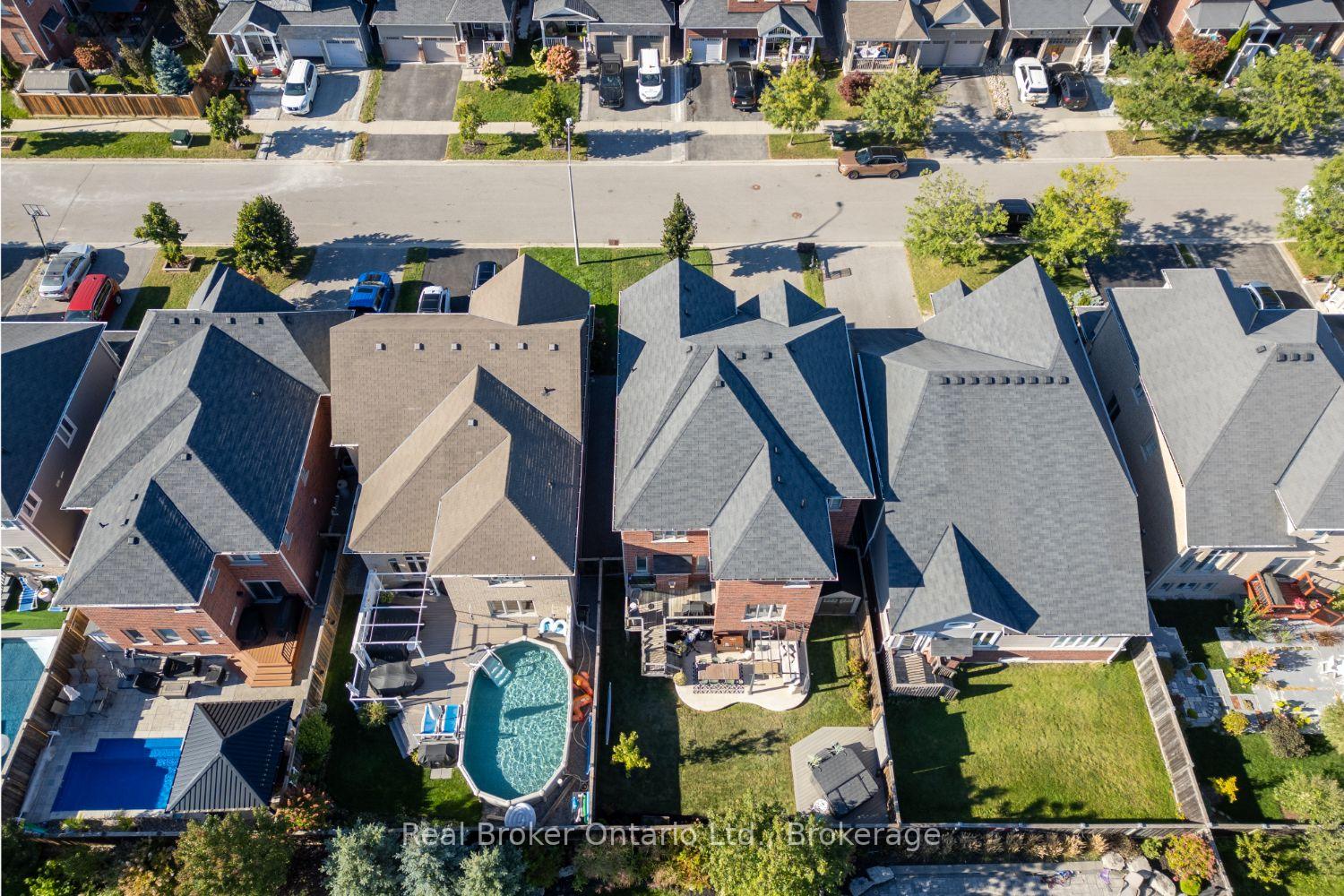 Photo 46 of 110 Sumersford Drive, Clarington, Bowmanville — HOMEH