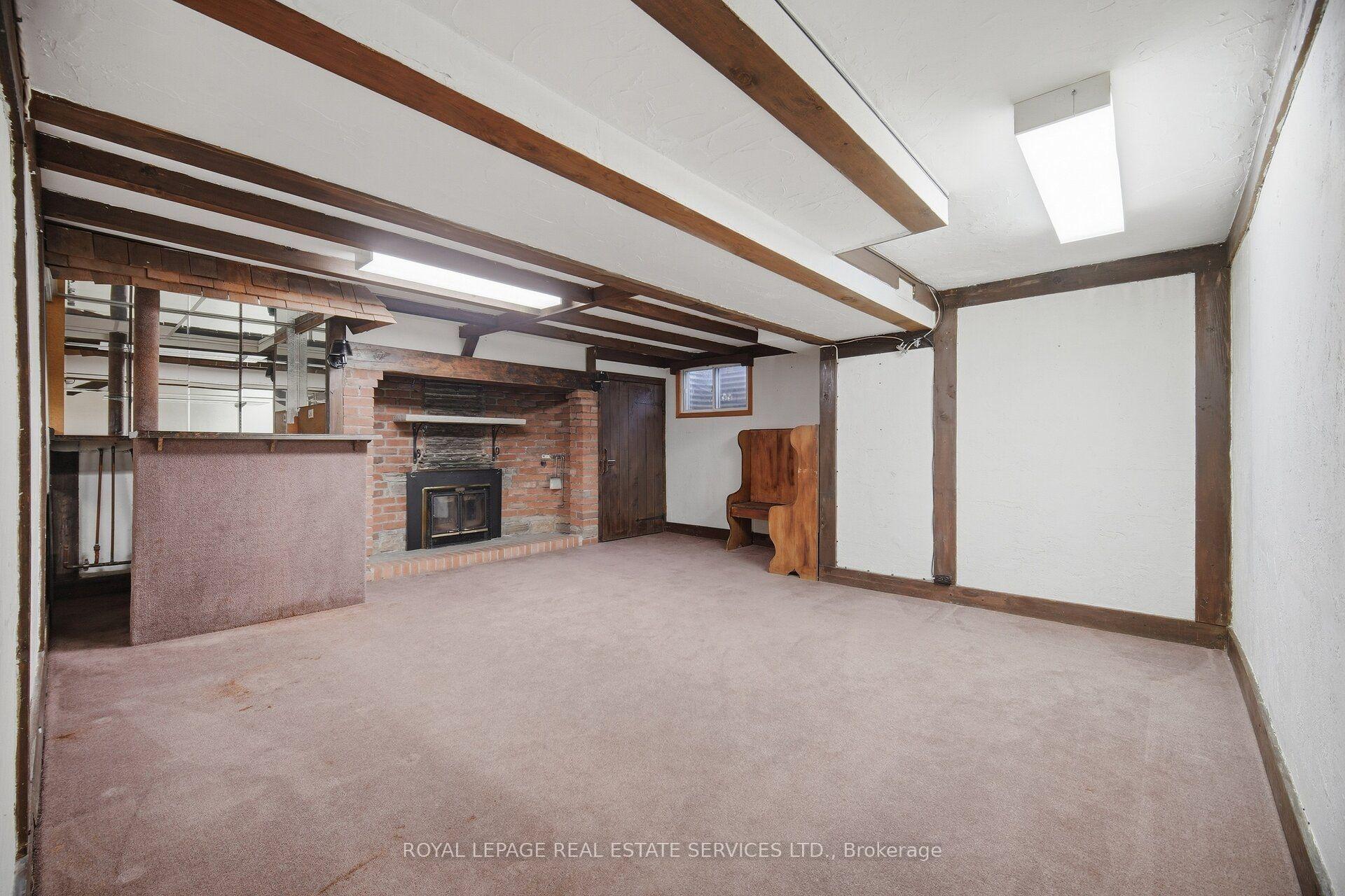 Photo 31 of 1434 Thorndyke Crescent, Mississauga, Applewood — HOMEH