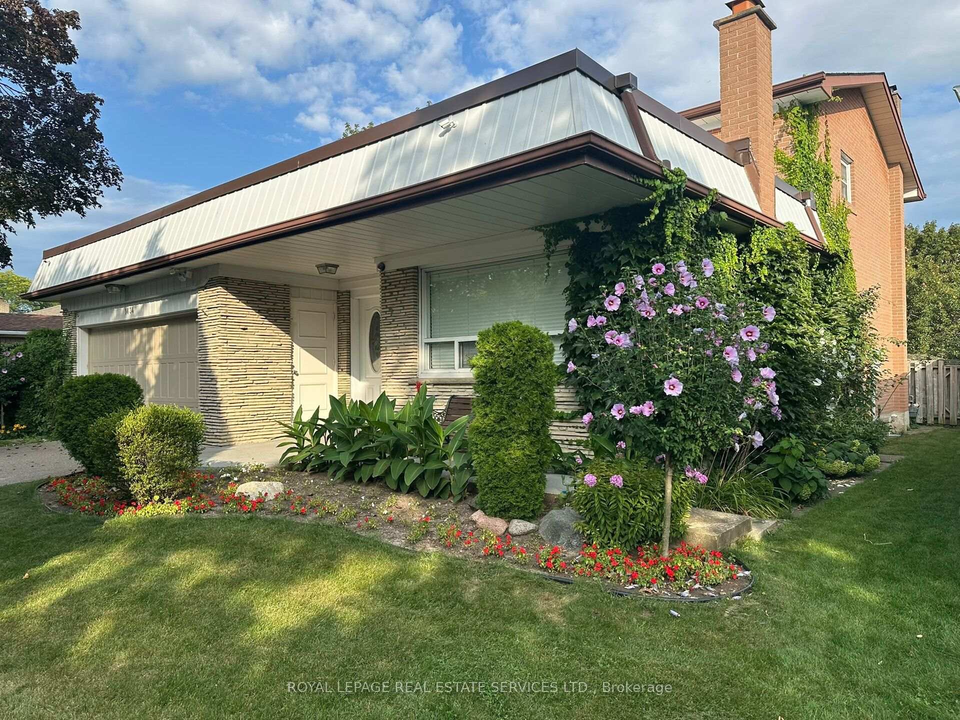Photo 50 of 1434 Thorndyke Crescent, Mississauga, Applewood — HOMEH