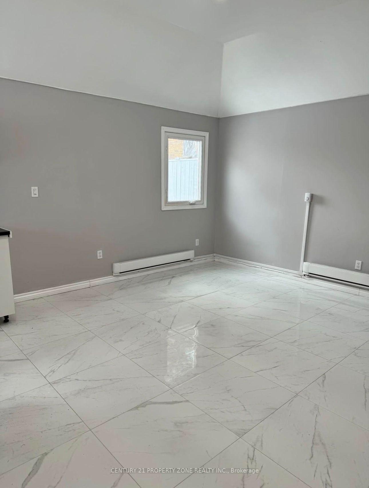 Photo 7 of 477 Melvin Avenue, Hamilton, McQuesten — HOMEH