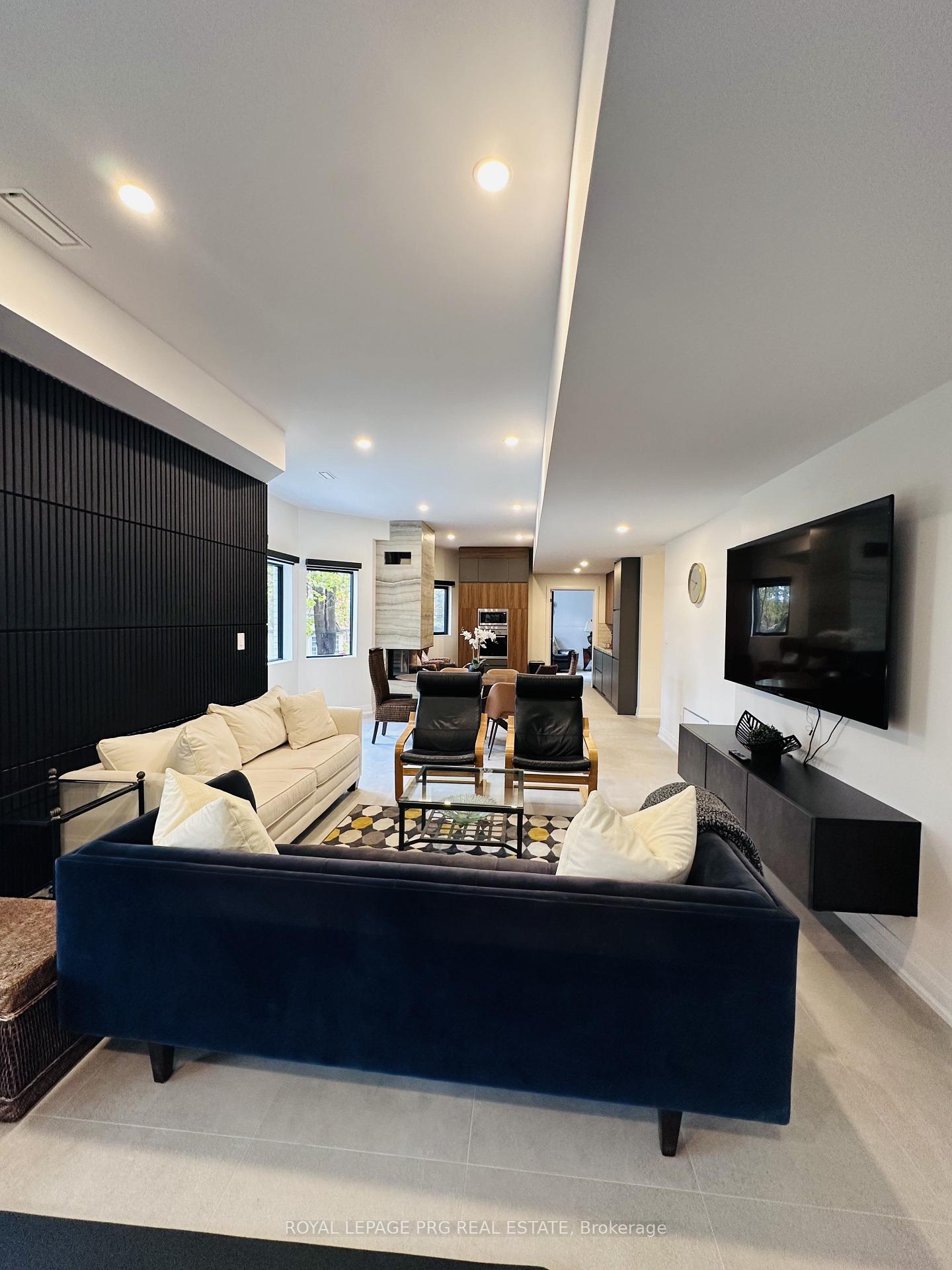 Photo 3 of 4B Pierce Court, Springwater, Midhurst — HOMEH