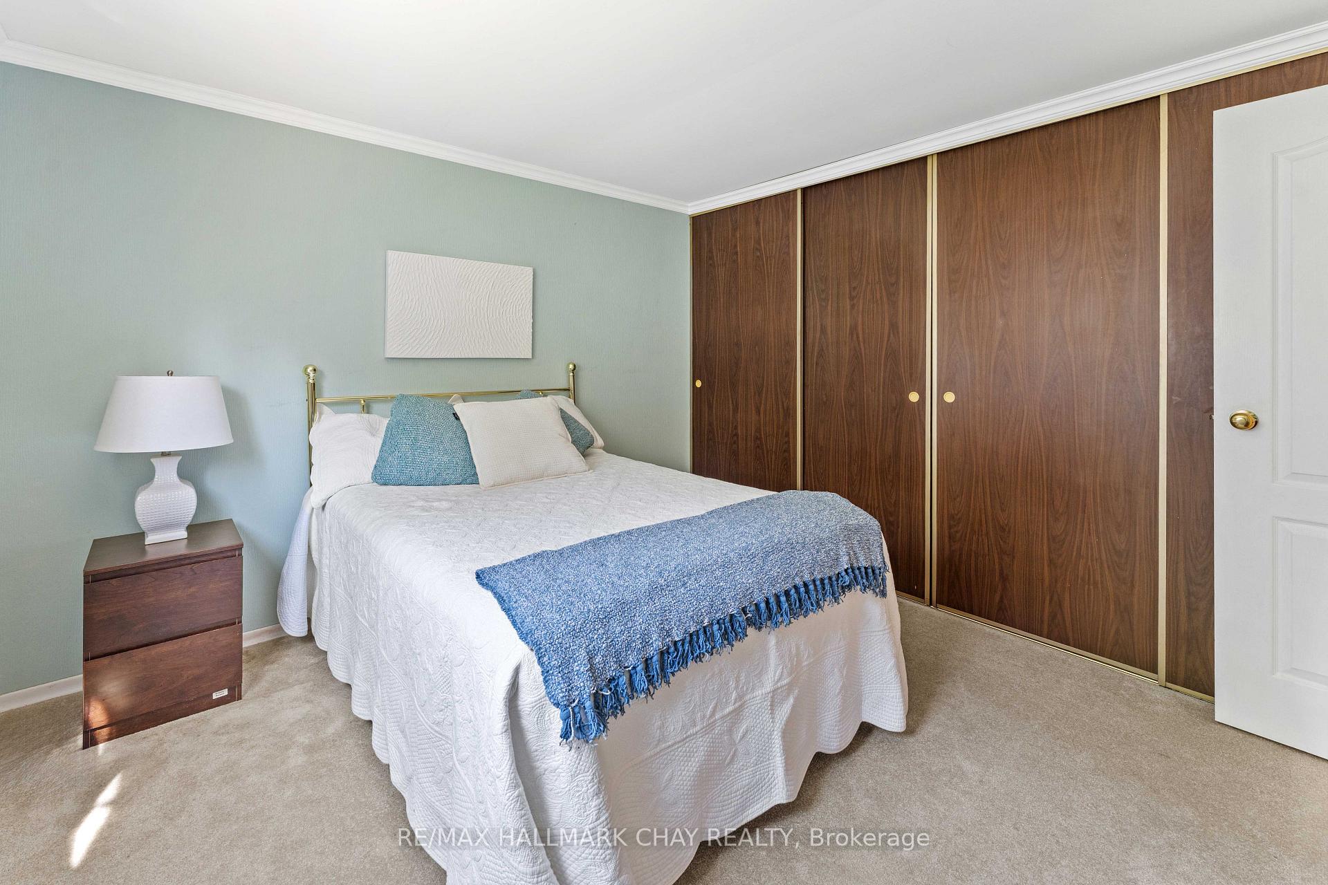 Photo 17 of 32 Park Crescent, New Tecumseth, Tottenham — HOMEH