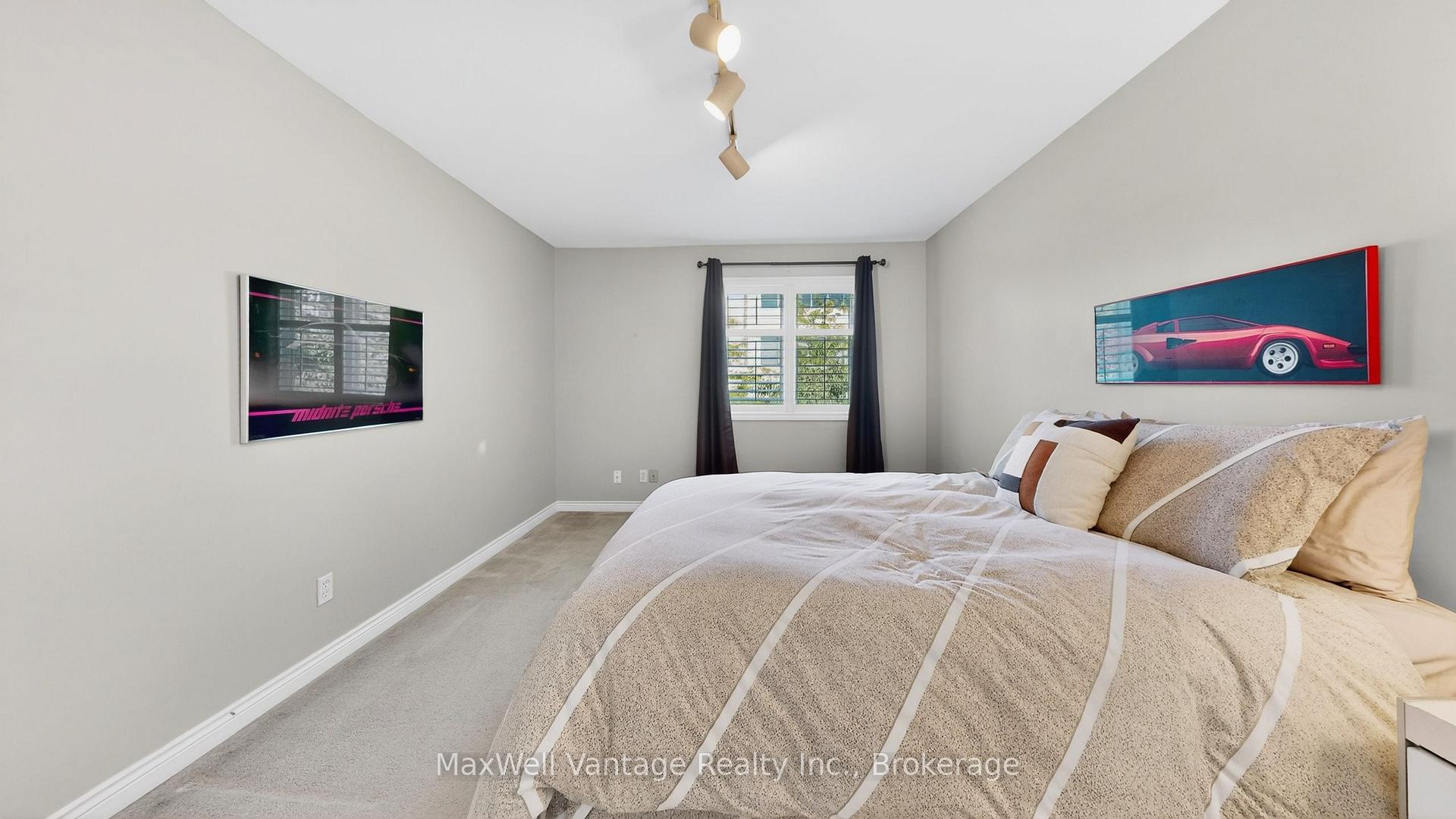 Photo 19 of 69 Gustav Crescent, North York, Newtonbrook East — HOMEH