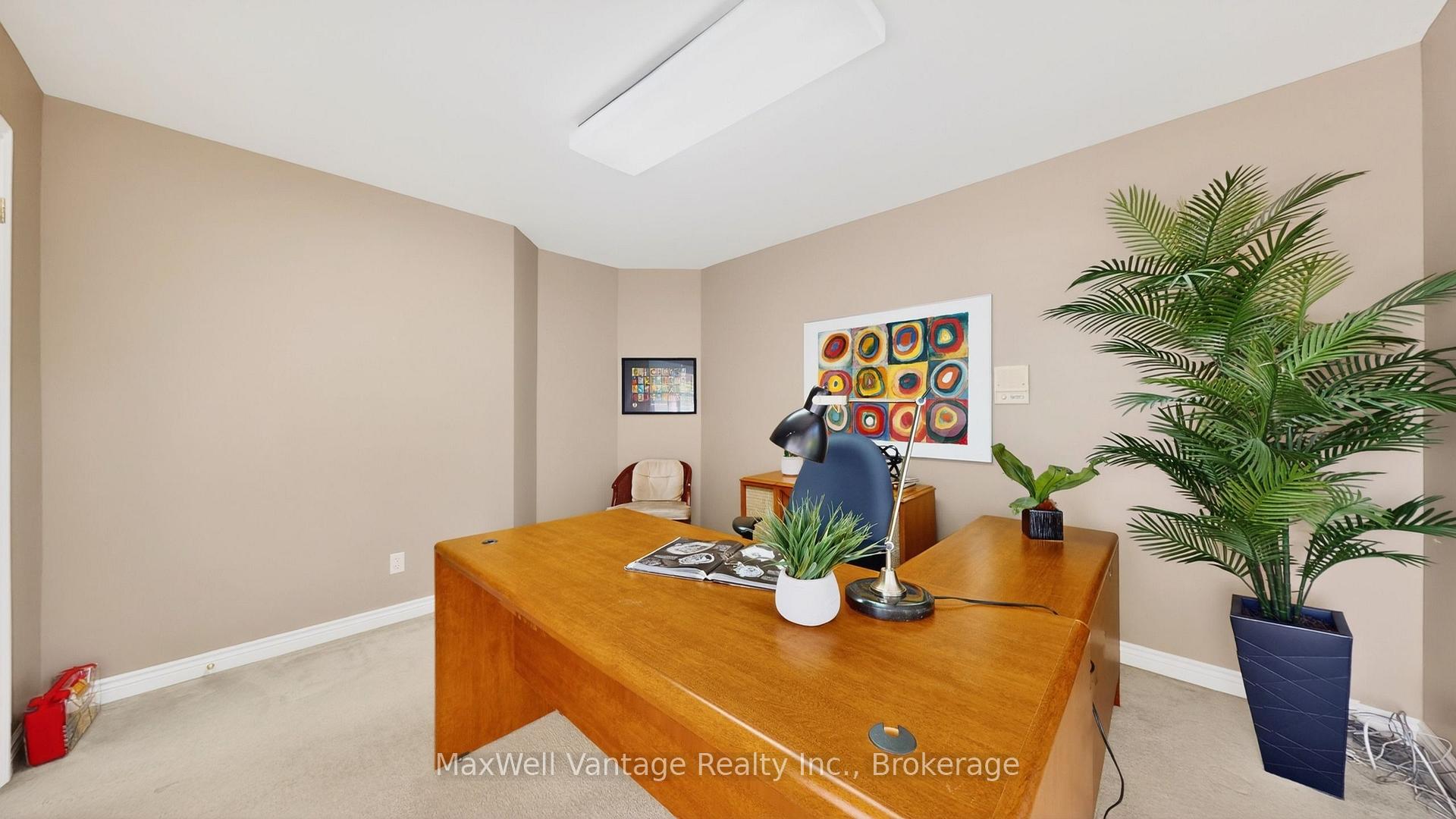 Photo 23 of 69 Gustav Crescent, North York, Newtonbrook East — HOMEH