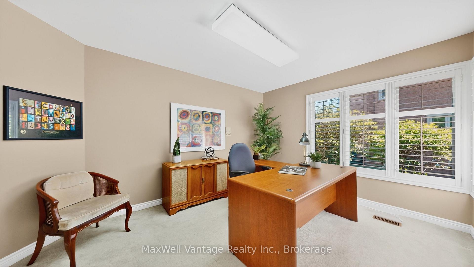 Photo 37 of 69 Gustav Crescent, North York, Newtonbrook East — HOMEH