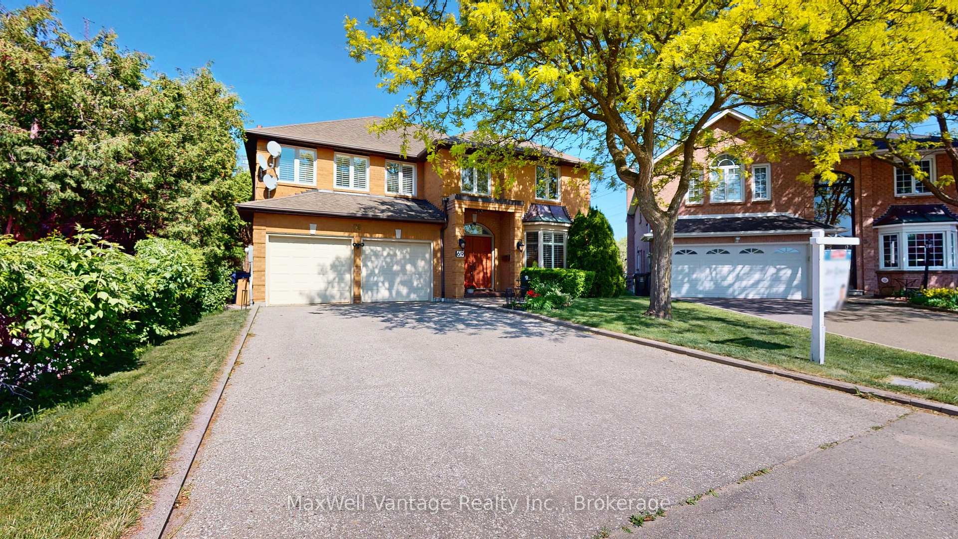 Photo 44 of 69 Gustav Crescent, North York, Newtonbrook East — HOMEH