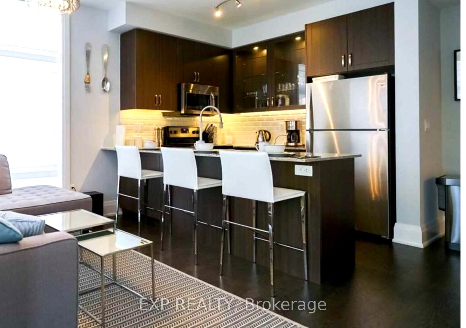 Photo 5 of Unit 39, 15 Eldora Avenue, North York, Newtonbrook West — HOMEH