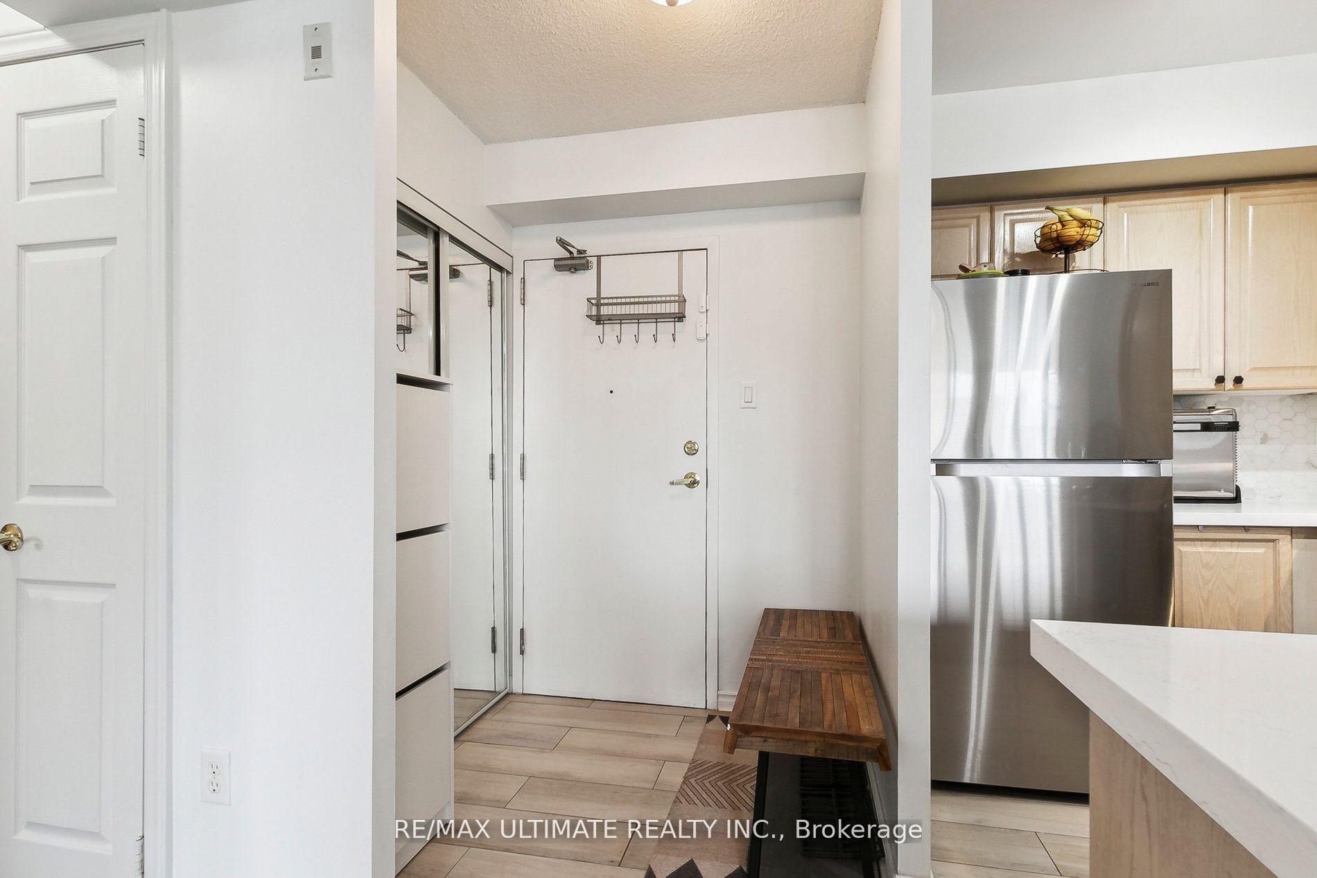 Photo 3 of Unit Ph14, 300 Balliol Street, Toronto, Mount Pleasant West — HOMEH