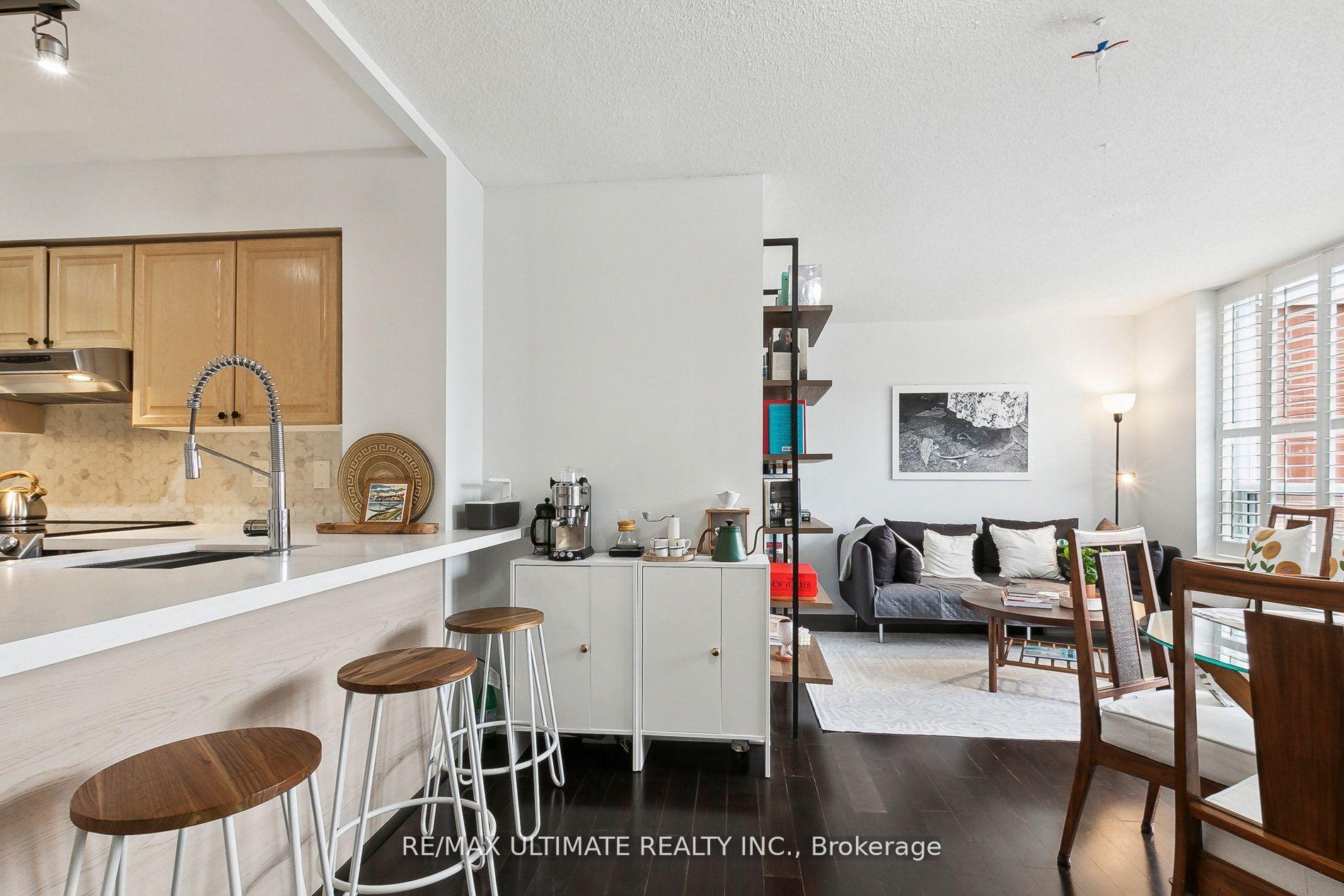 Photo 7 of Unit Ph14, 300 Balliol Street, Toronto, Mount Pleasant West — HOMEH