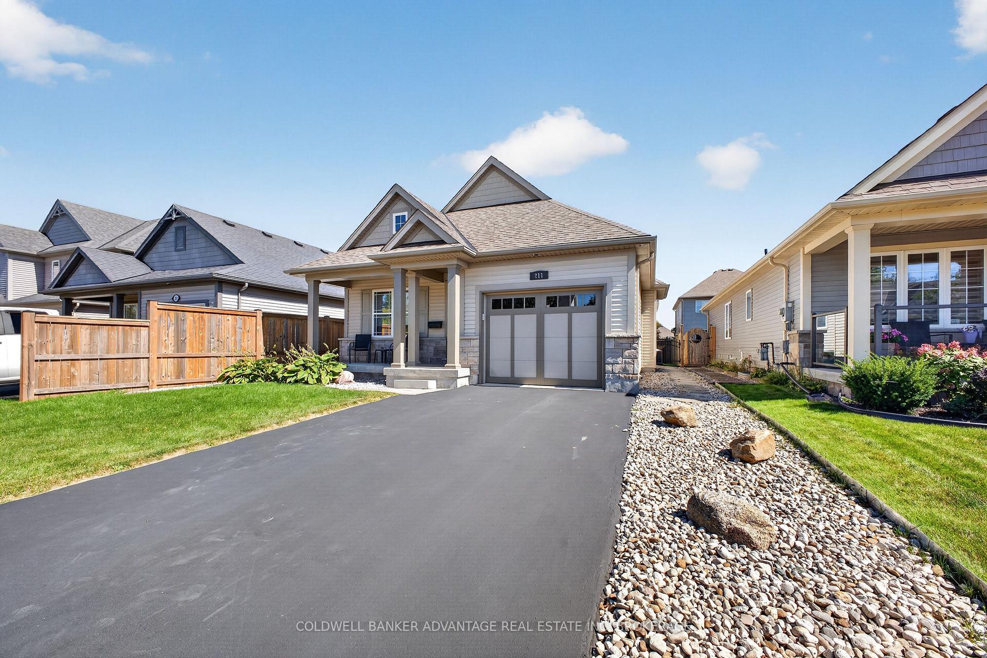 Photo 5 of 211 Classic Avenue, Welland, Lincoln/Crowland — HOMEH