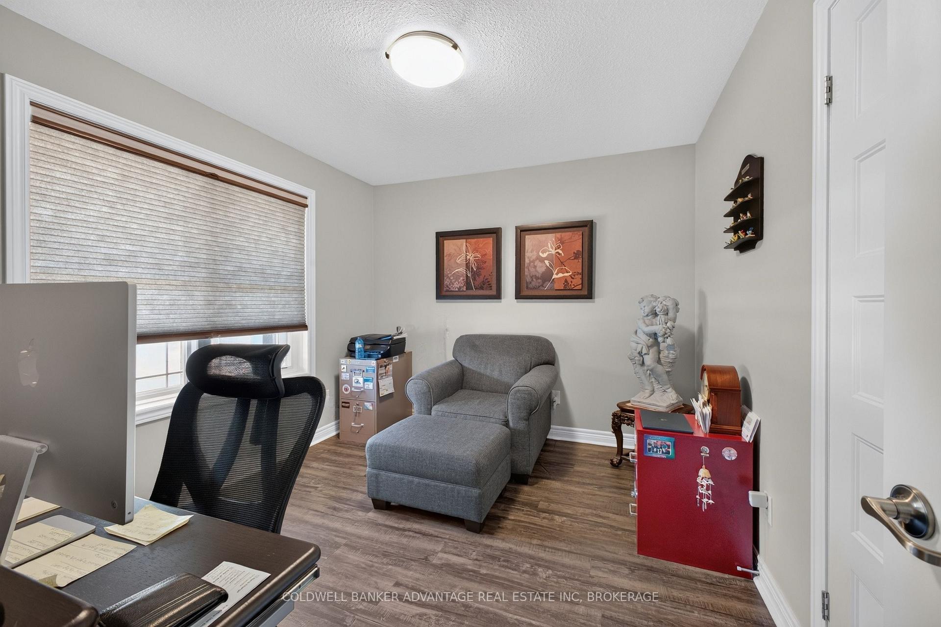 Photo 16 of 211 Classic Avenue, Welland, Lincoln/Crowland — HOMEH