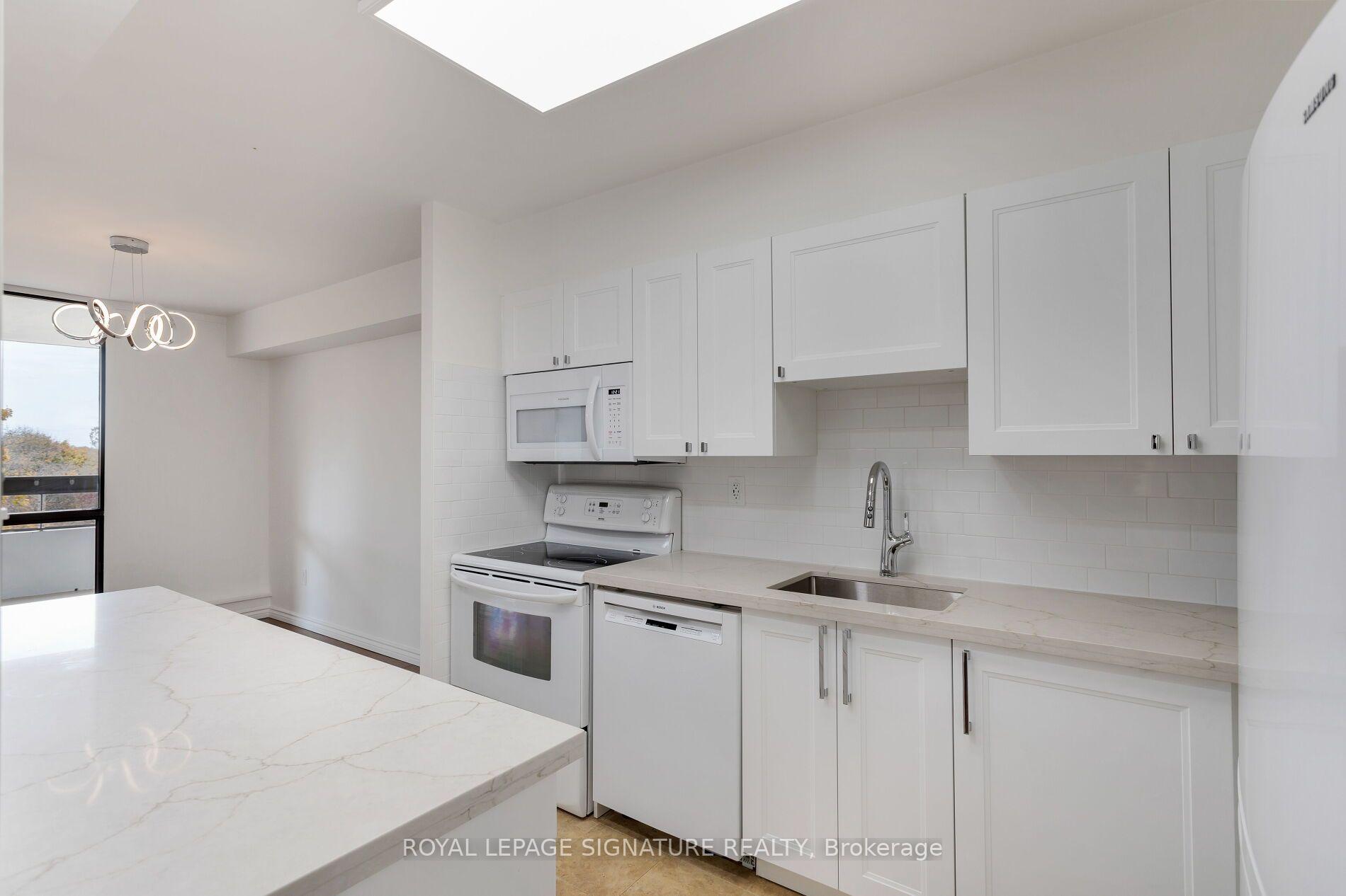 Photo 11 of Unit 608, 80 Quebec Avenue, Toronto, High Park North — HOMEH