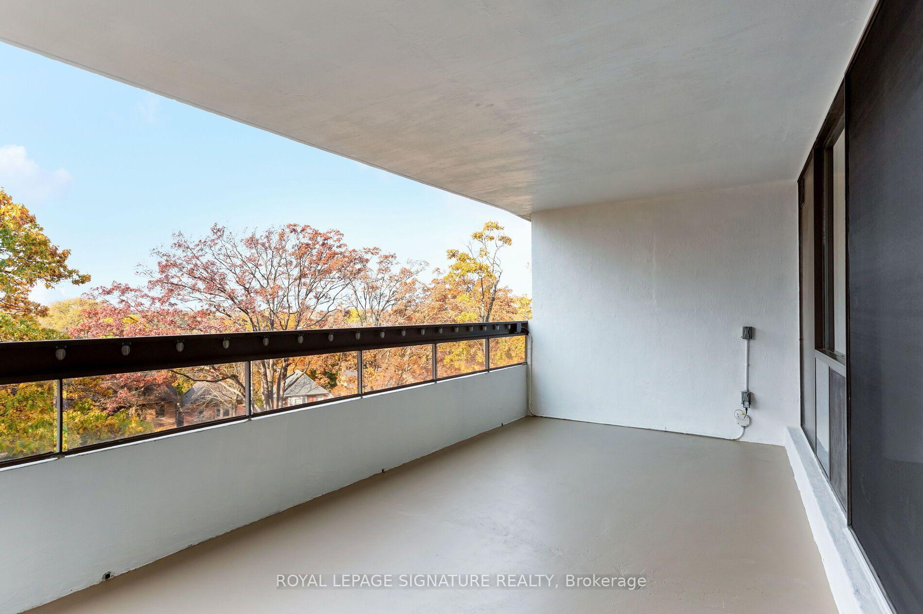 Photo 14 of Unit 608, 80 Quebec Avenue, Toronto, High Park North — HOMEH